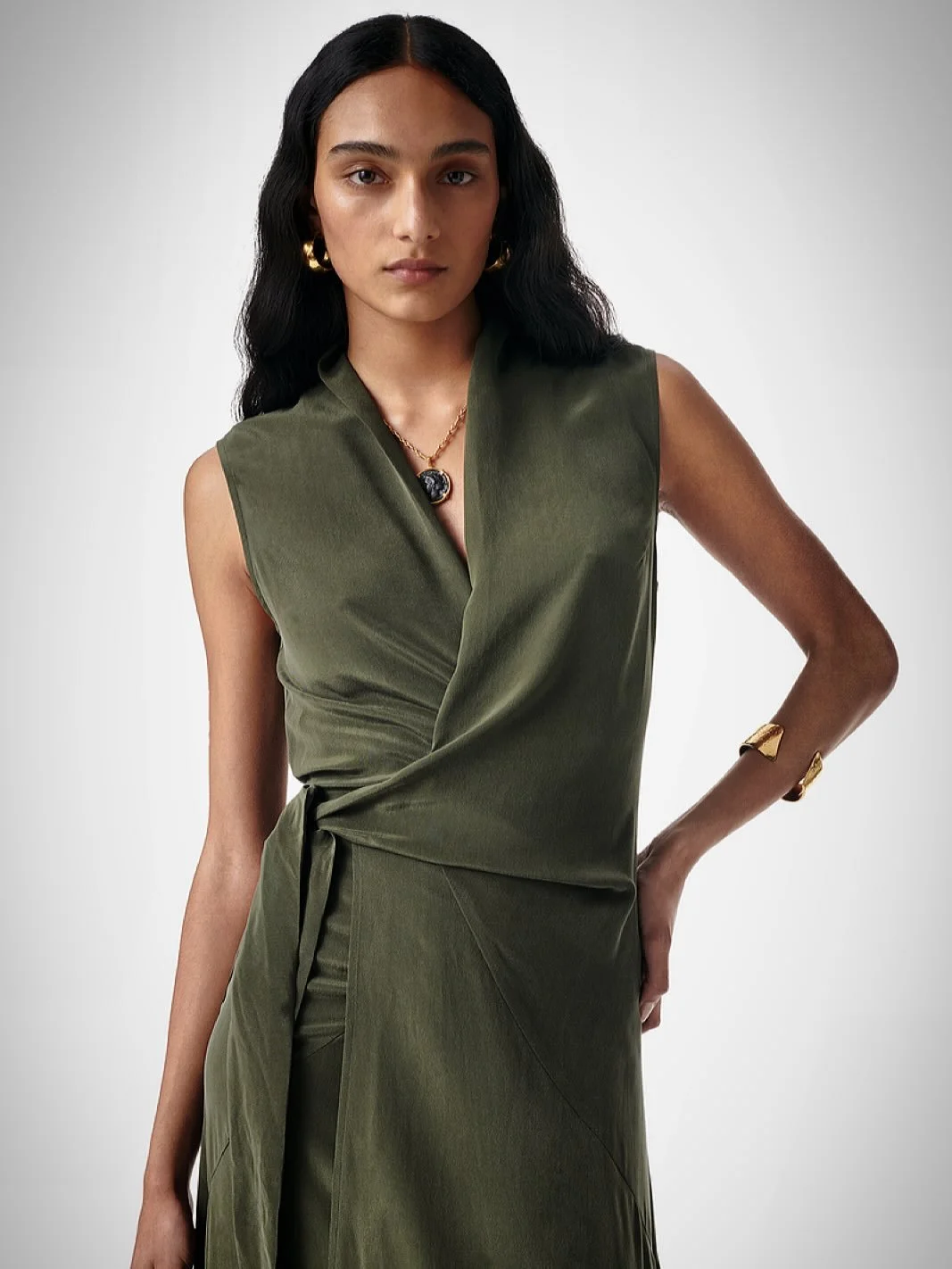 Full length silk dress in army green 🌷New spring arrival 🌷#multibrandstorestockholm 🌷