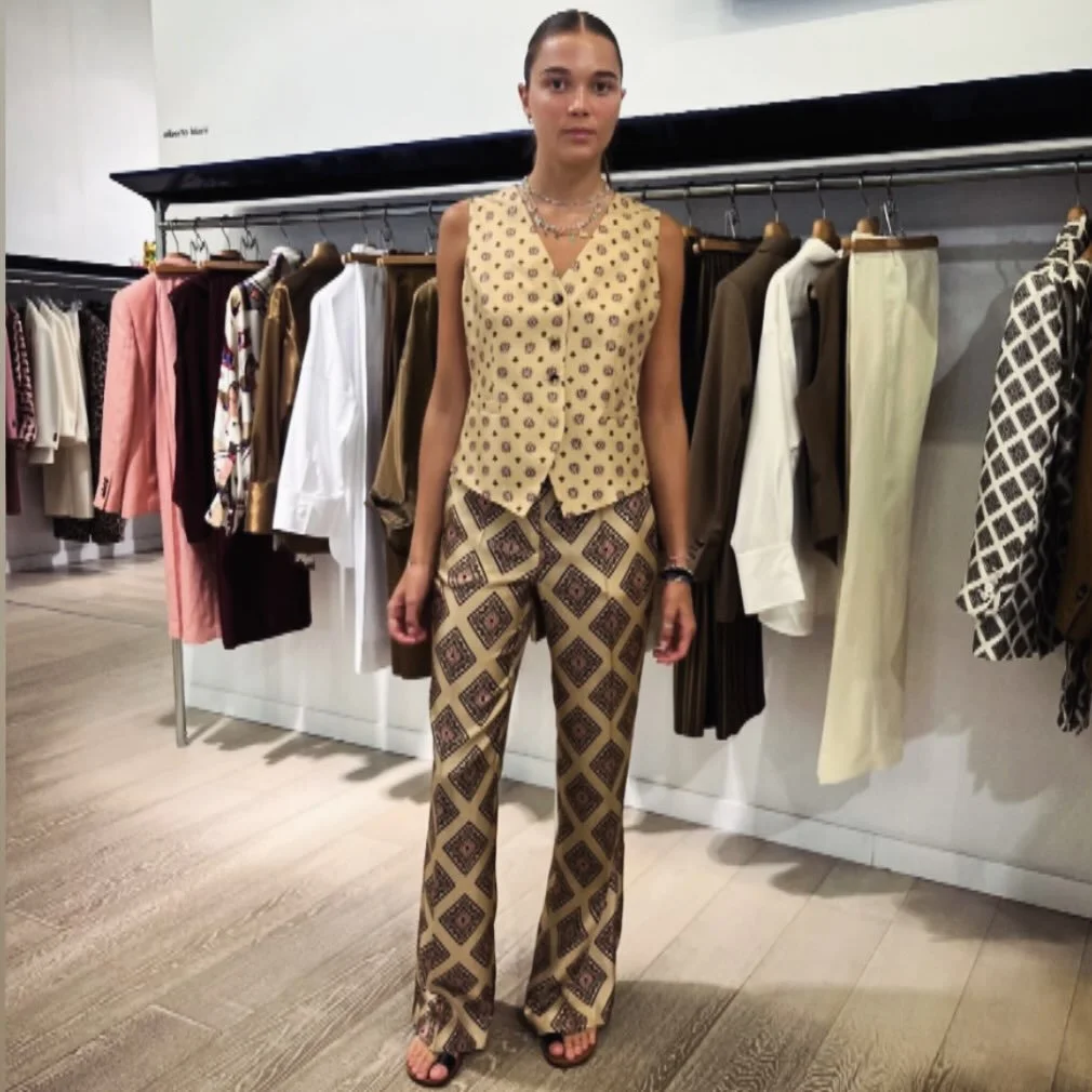 Prints , silk and mix - @alberto.biani 🌸🌼🌺 #multibrandstorestockholm 🌺