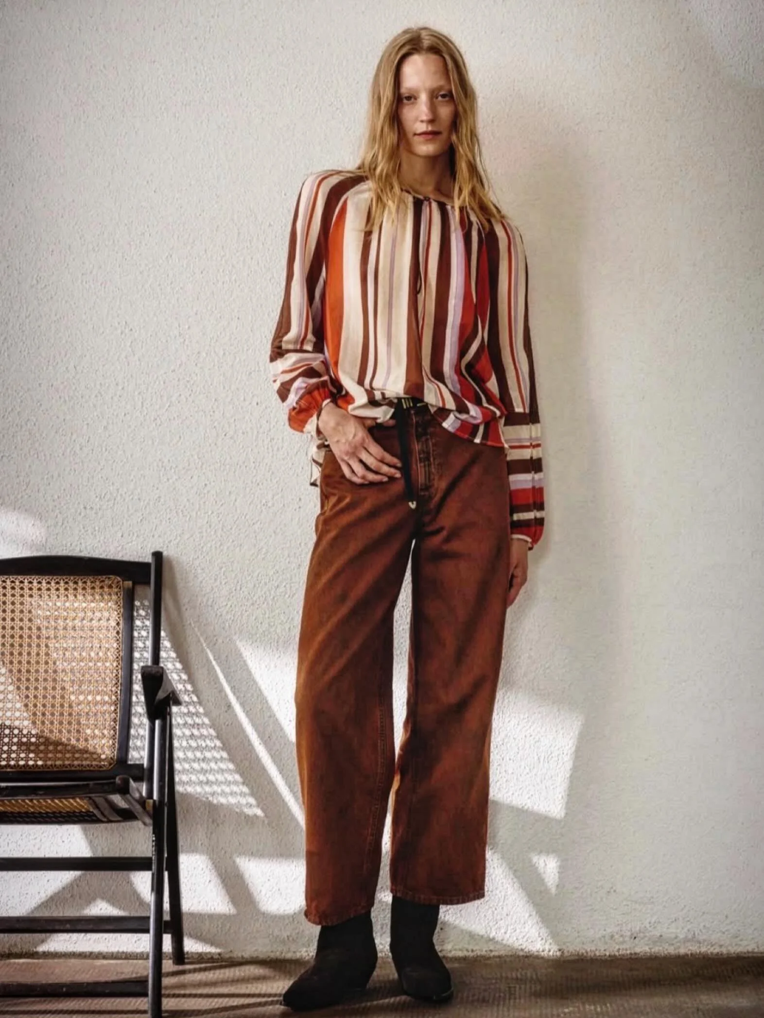This blouse in finest cotton in soft colors 🧡🤎🤍 #multibrandstorestockholm