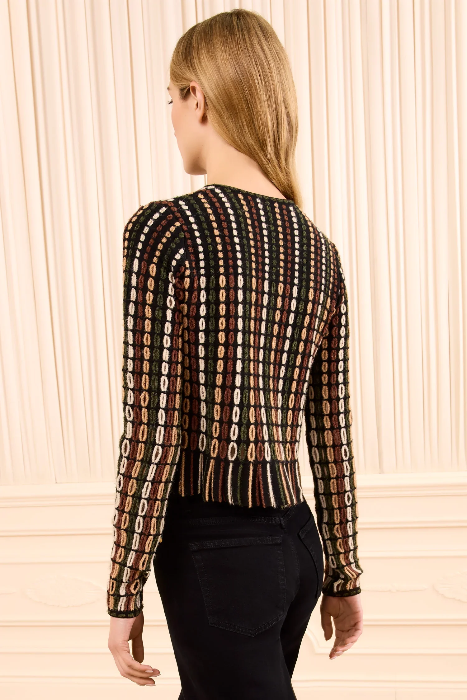ULLAJOHNSON_ZoraKnitCardigan_FA260739_NOCTIS_04.webp
