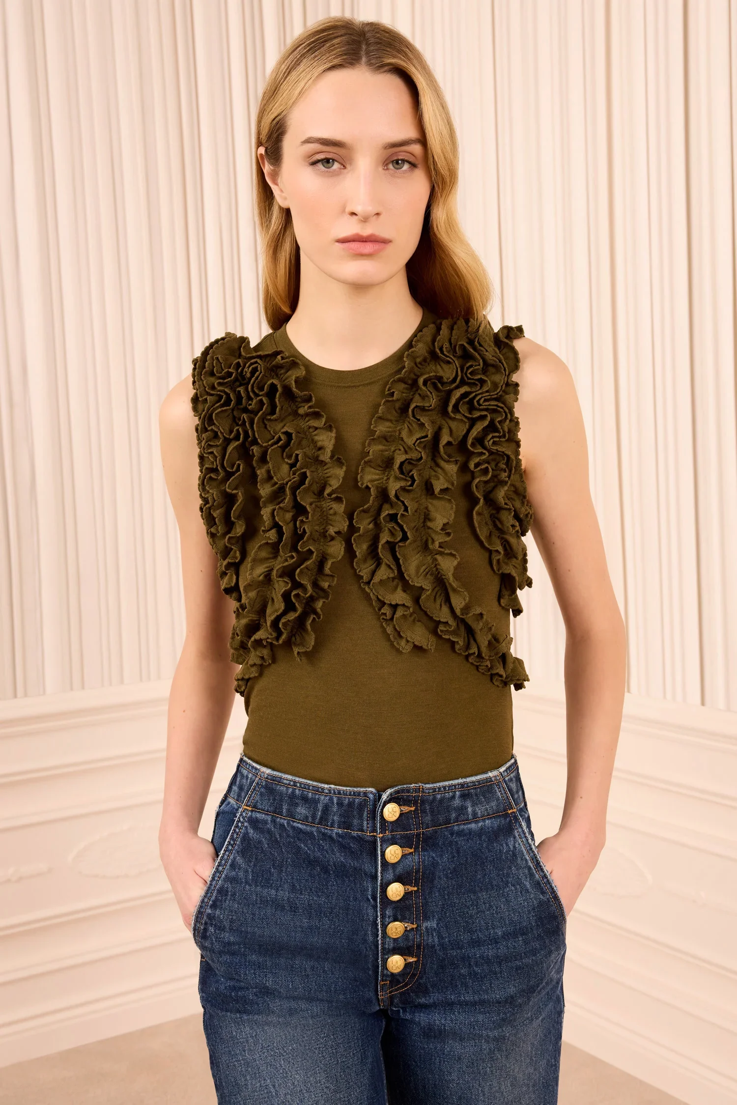 ULLAJOHNSON_VesnaSLJerseyTop_FA260815_LODEN_03 (1).webp