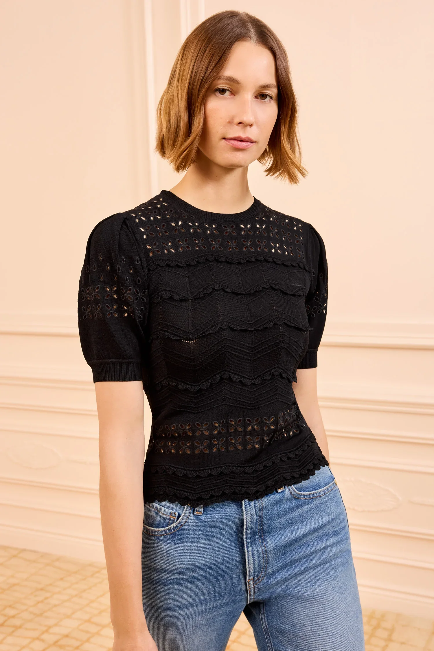 ULLAJOHNSON_MarcelenaEyeletKnitTop_NOIR_SP260710_01_MAIN.jpg.webp