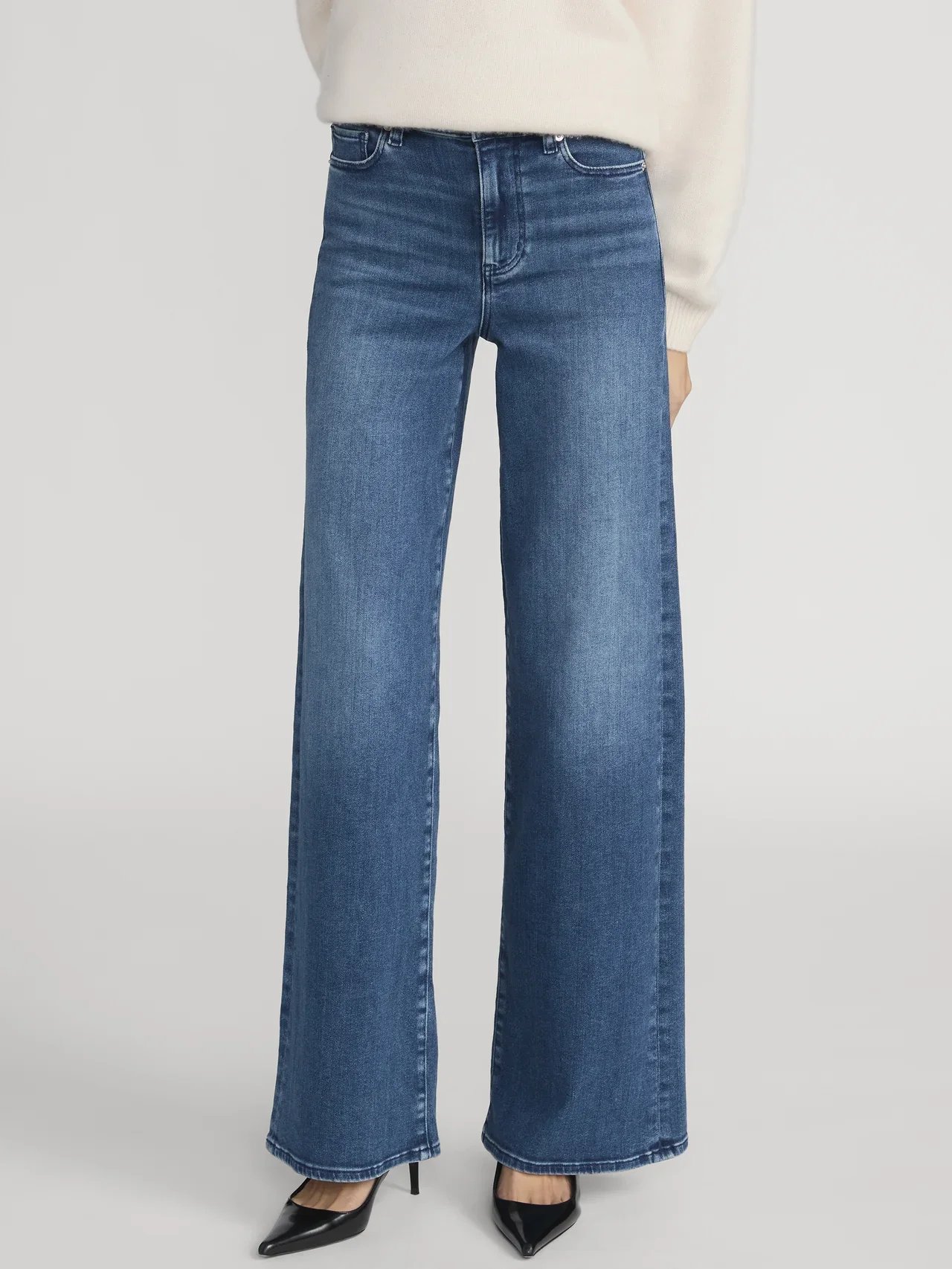 LSP464_REIG_0208_jeans-front-image-primary-image-override.jpg.webp