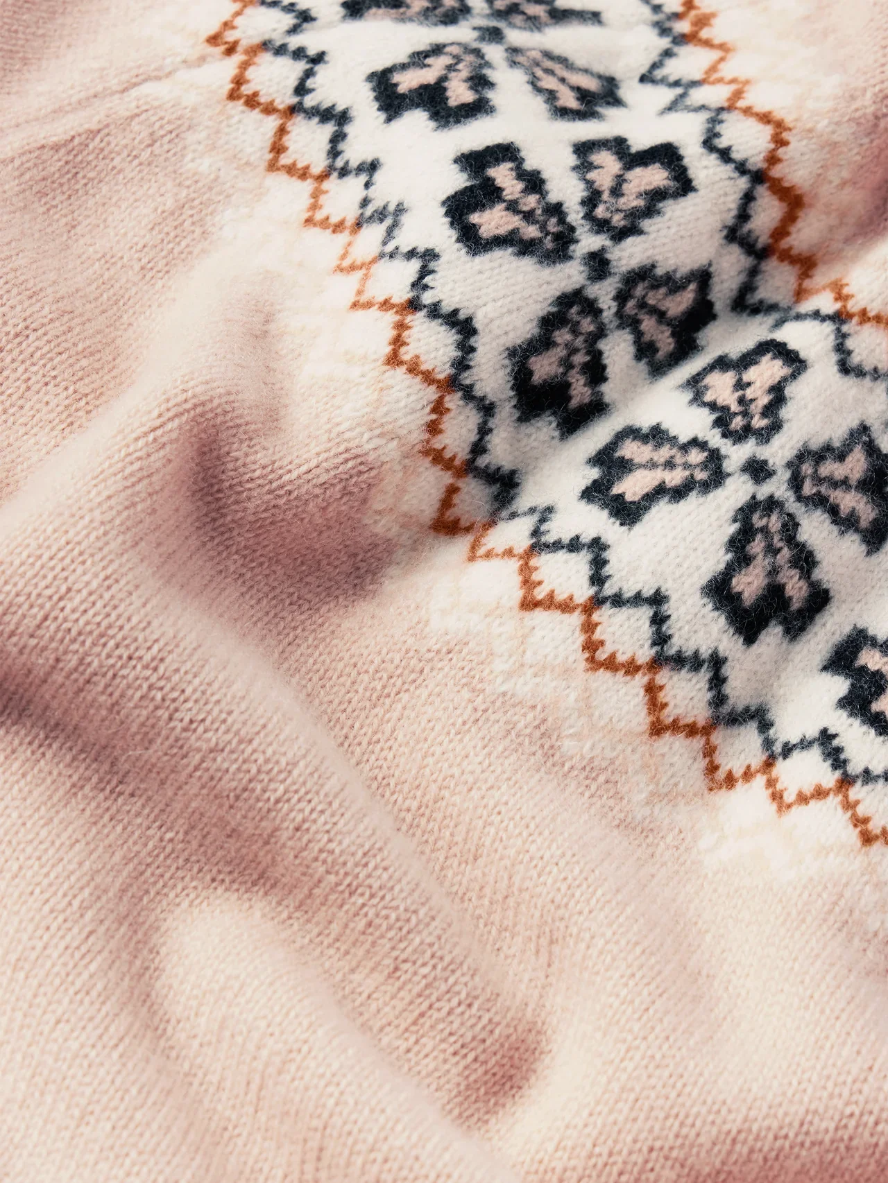 WF25KSW038_PKSD_FABRICDETAIL.jpg.webp