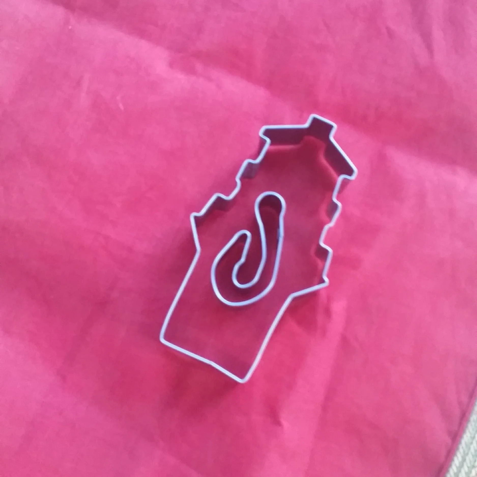 aquinnah light house cookie cutter.jpg