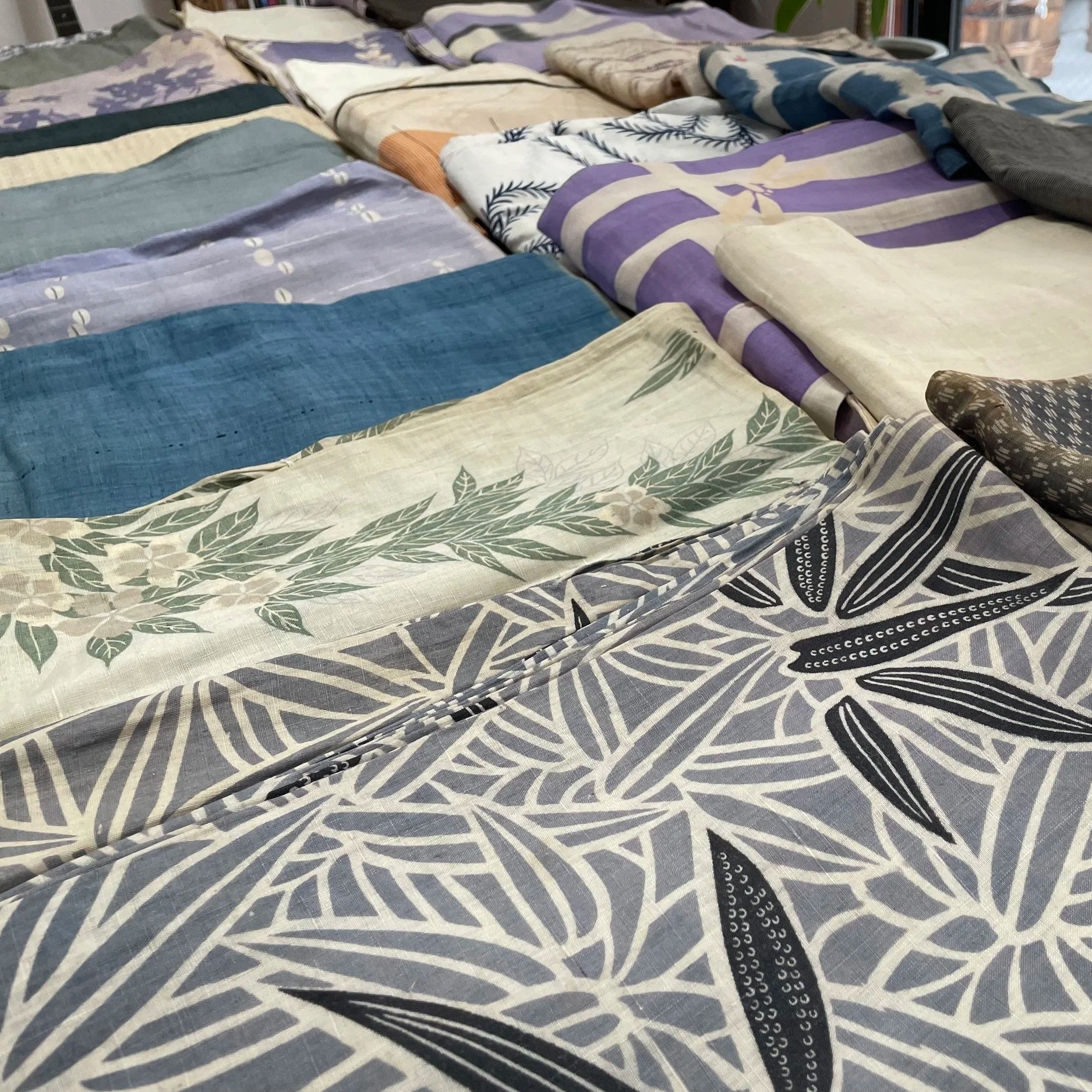 漆器の下地に浴衣？塗師から引き継いだ貴重な漆工素材