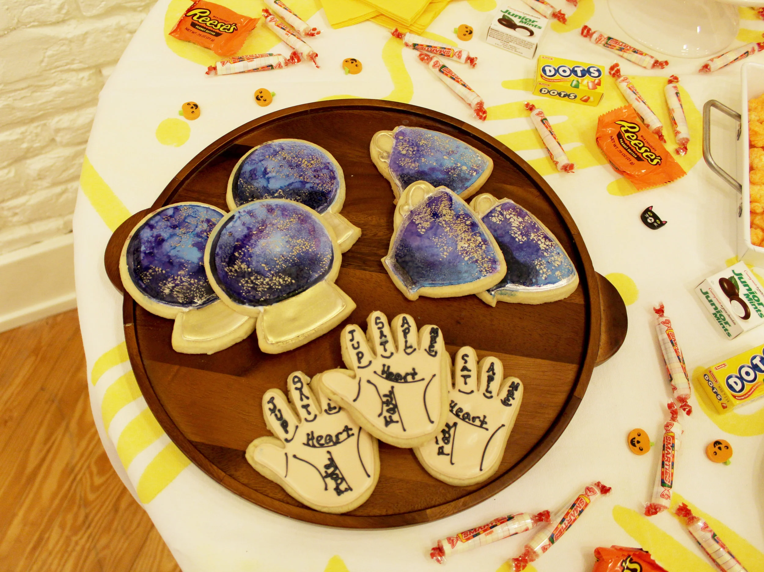 Donnas Cookies.jpg