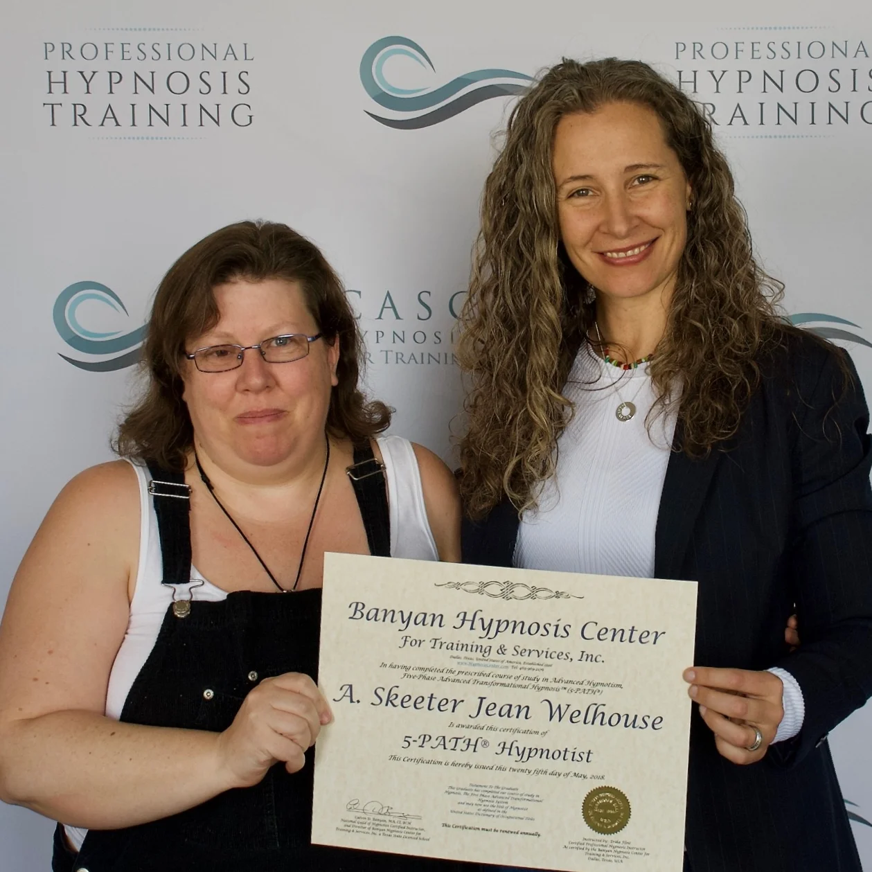 Amy-Skeeter-Welhouse-Erika-Flint-Cascade-Hypnosis-Training.jpg