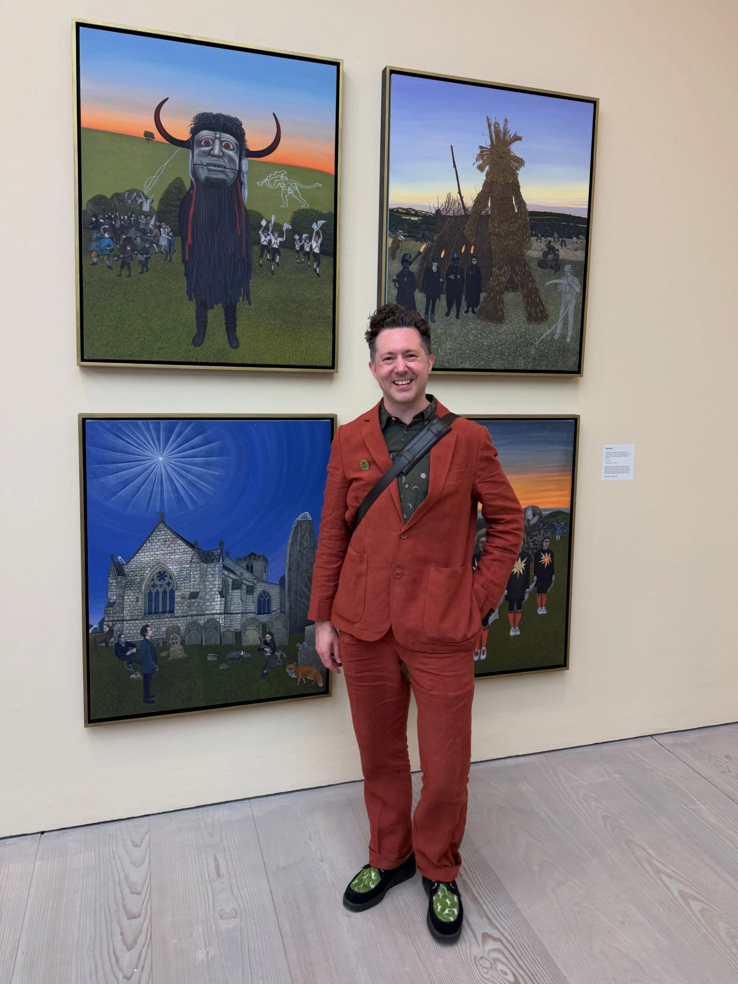 It&rsquo;s the Last weekend to see the Sun and Moon exhibition, art inspired by the celestial at the @saatchi_gallery 
#saatchigallery #benedge