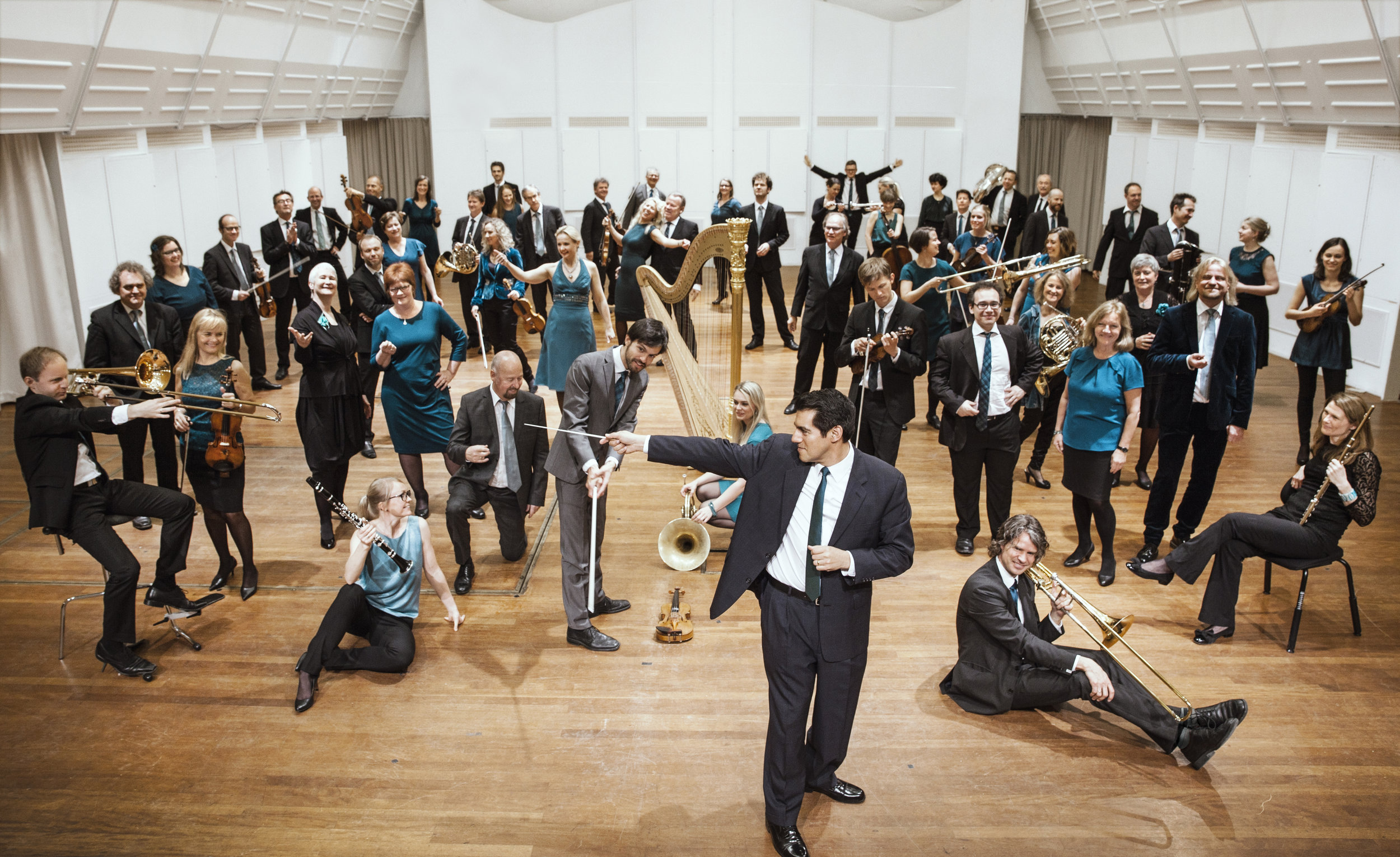 Miguel Harth-Bedoya with the Norwegian Radio Orchestra