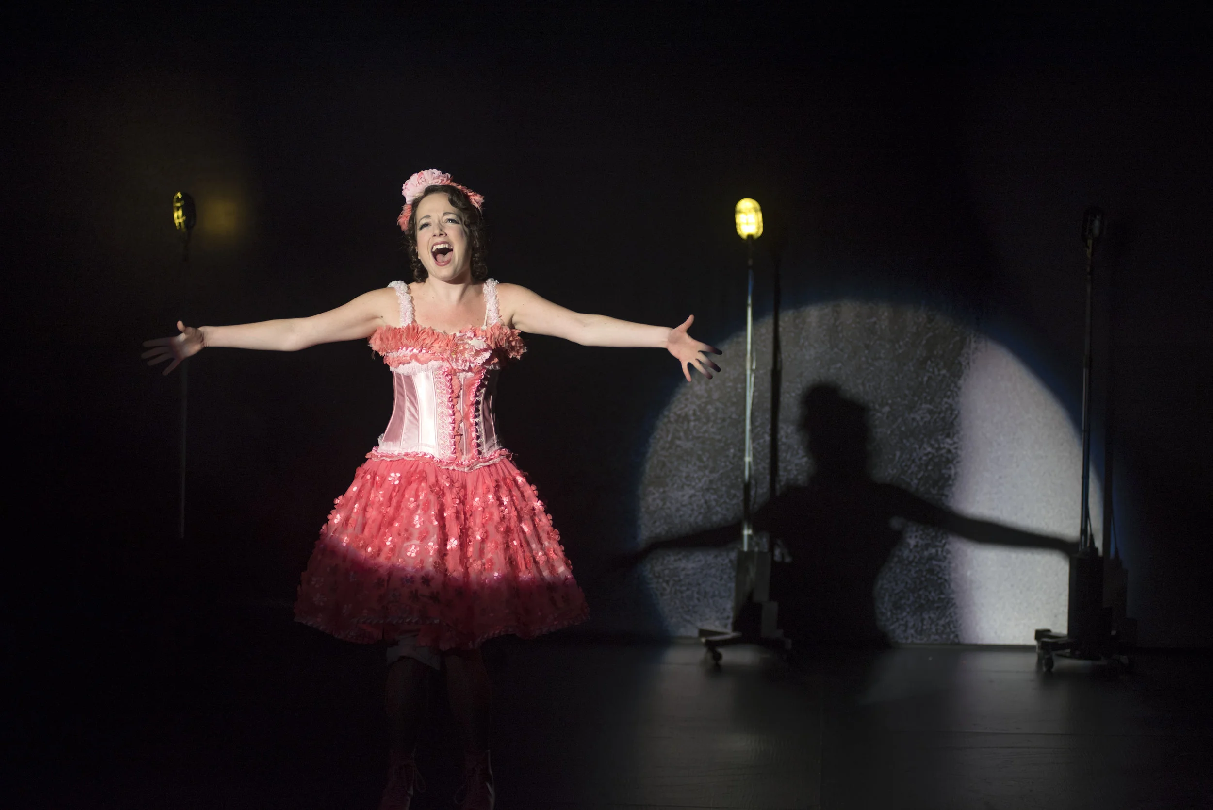 9109 Gabi Epstein FUNNY GIRL (Photo by Andrée Lanthier).jpg