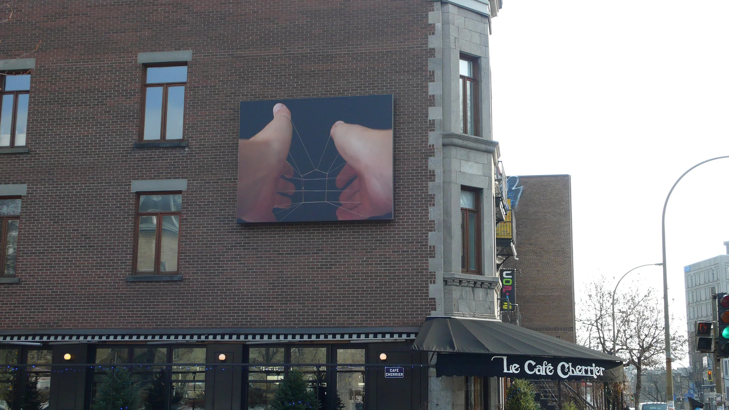 © Jennifer Campbell, String House (2013). Café Cherrier's façade.