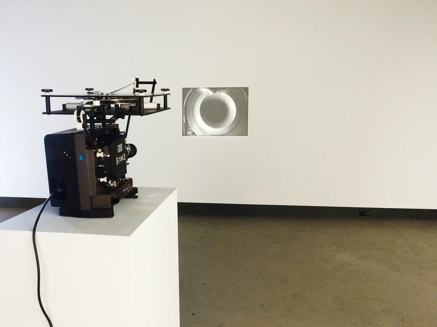 © Lorna Bauer and Jon Knowles, Rotations exhibition view (2014). Photo: Dazibao.