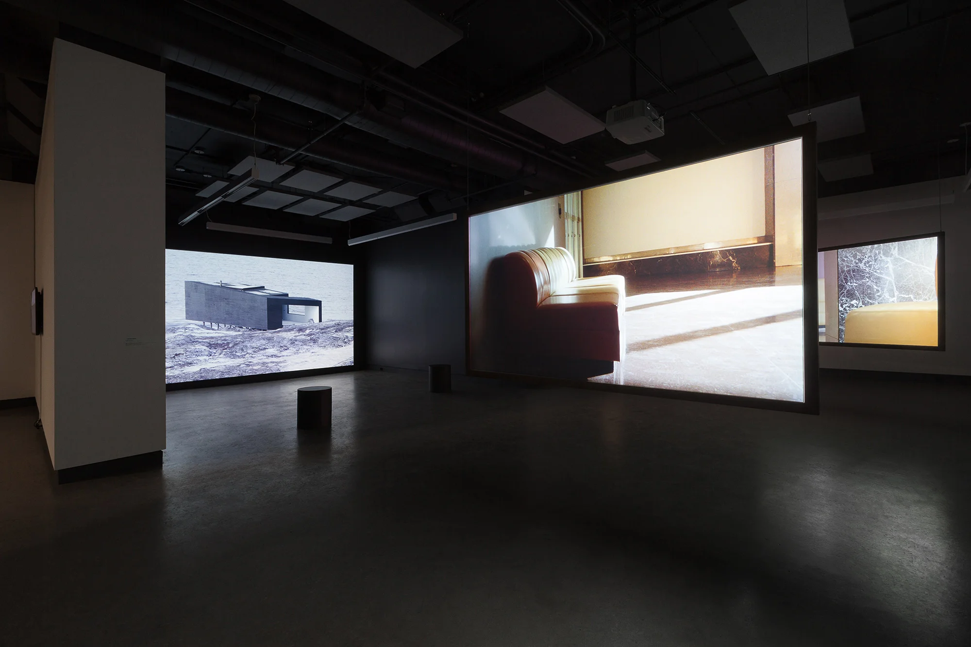 © Myriam Yates, view from the exhibition Gander Islands (2018). Photo: Marilou Crispin. 
