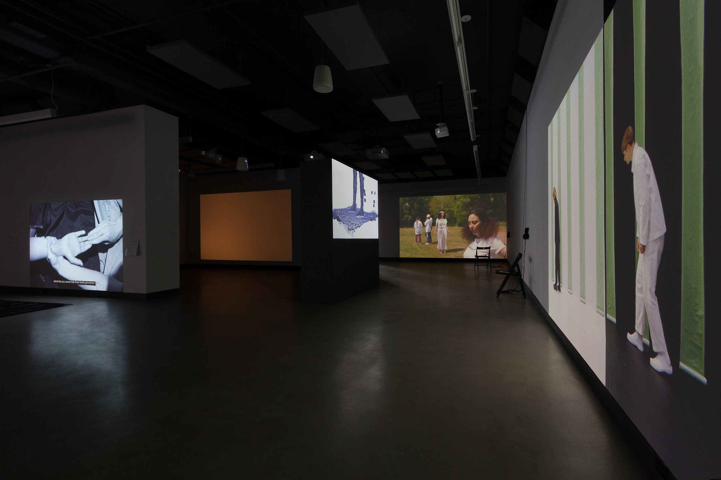  © Installation view of the exhibition  proximity · pleasure · plasticity. looking at performance , Dazibao, 2022. Photo: Marilou Crispin. 