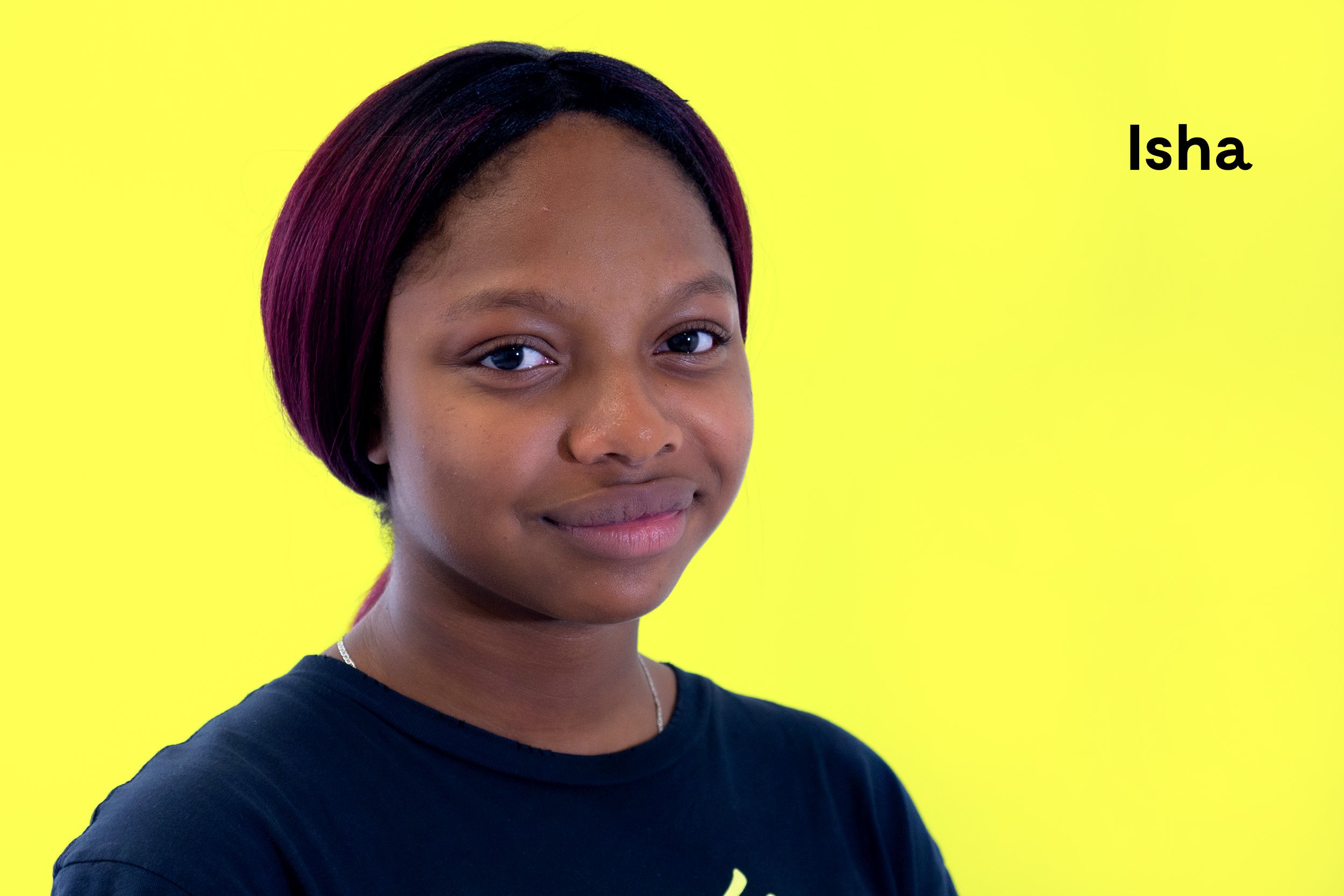   Isha  Sheriff (b. 2006) is a 10th grader with a passion for art, baking and basketball. She loves and is proud of her Sierra Leonean heritage because it is a little-known culture in Québec.&nbsp; 