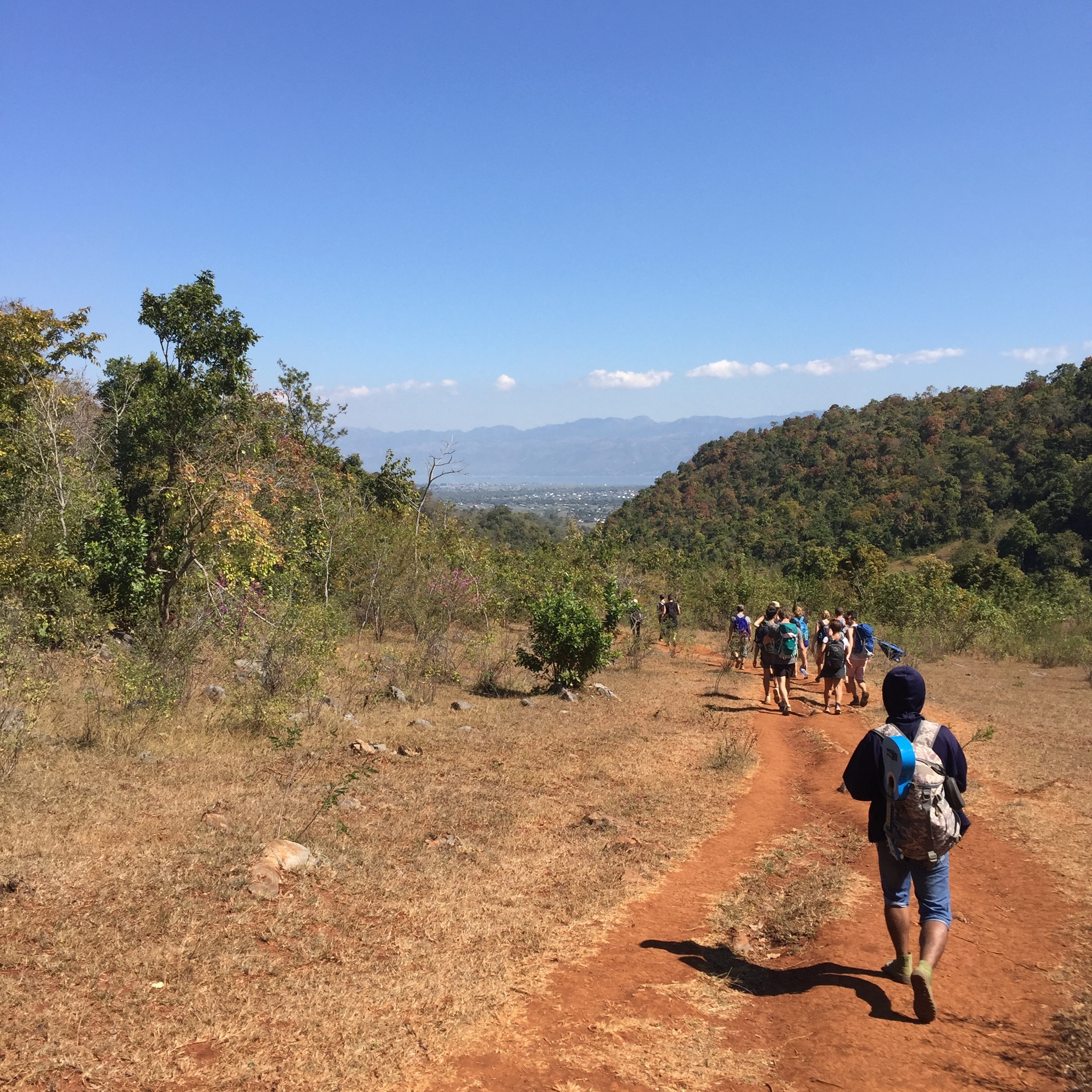 The final descent down to Inle.