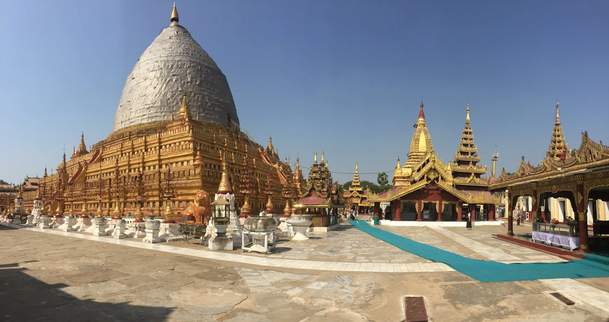 Shwezigon Pagoda, our first stop on the temple tour of Bagan.
