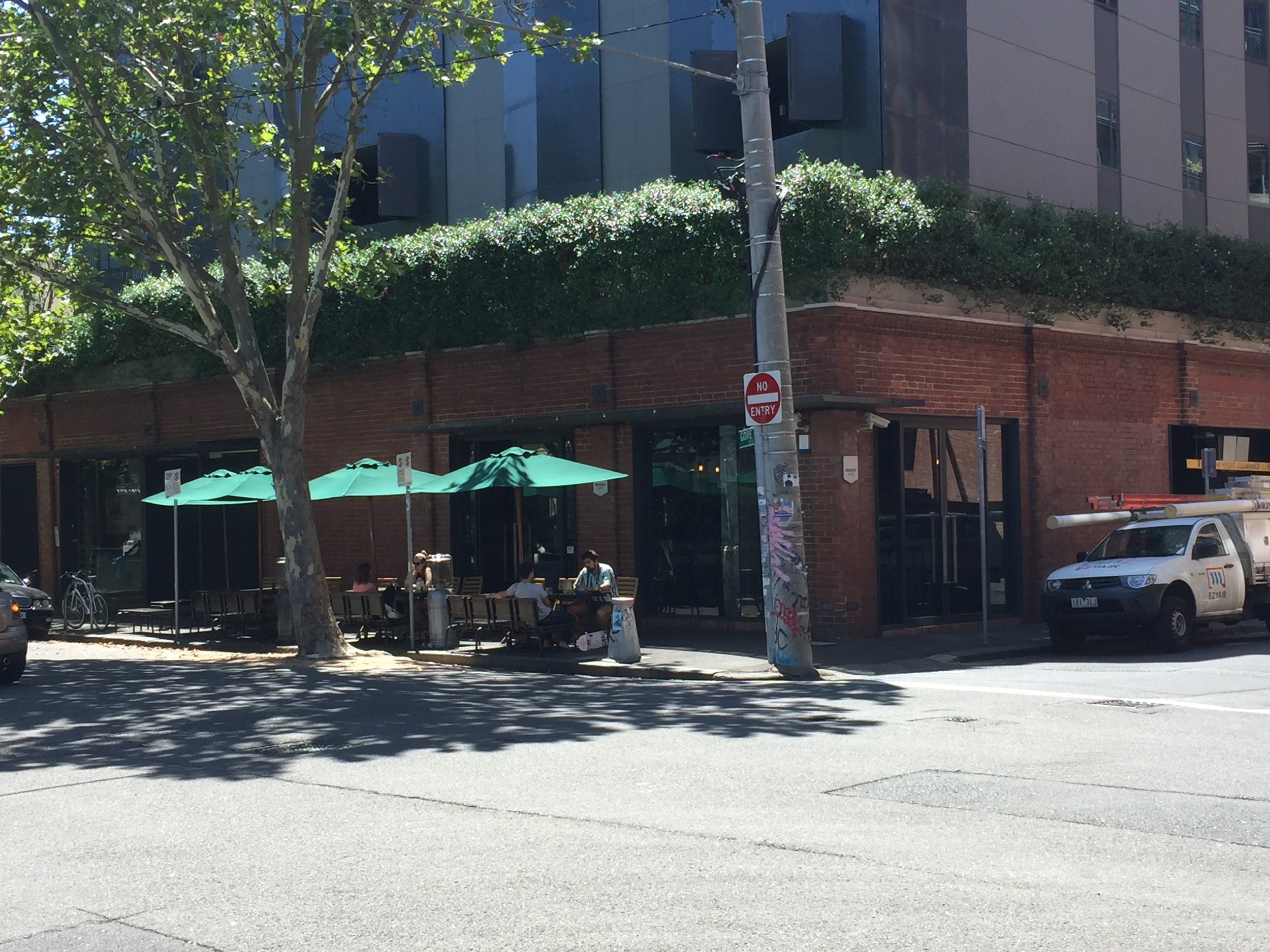 Melbourne's corner cafe's - they're just like ours!