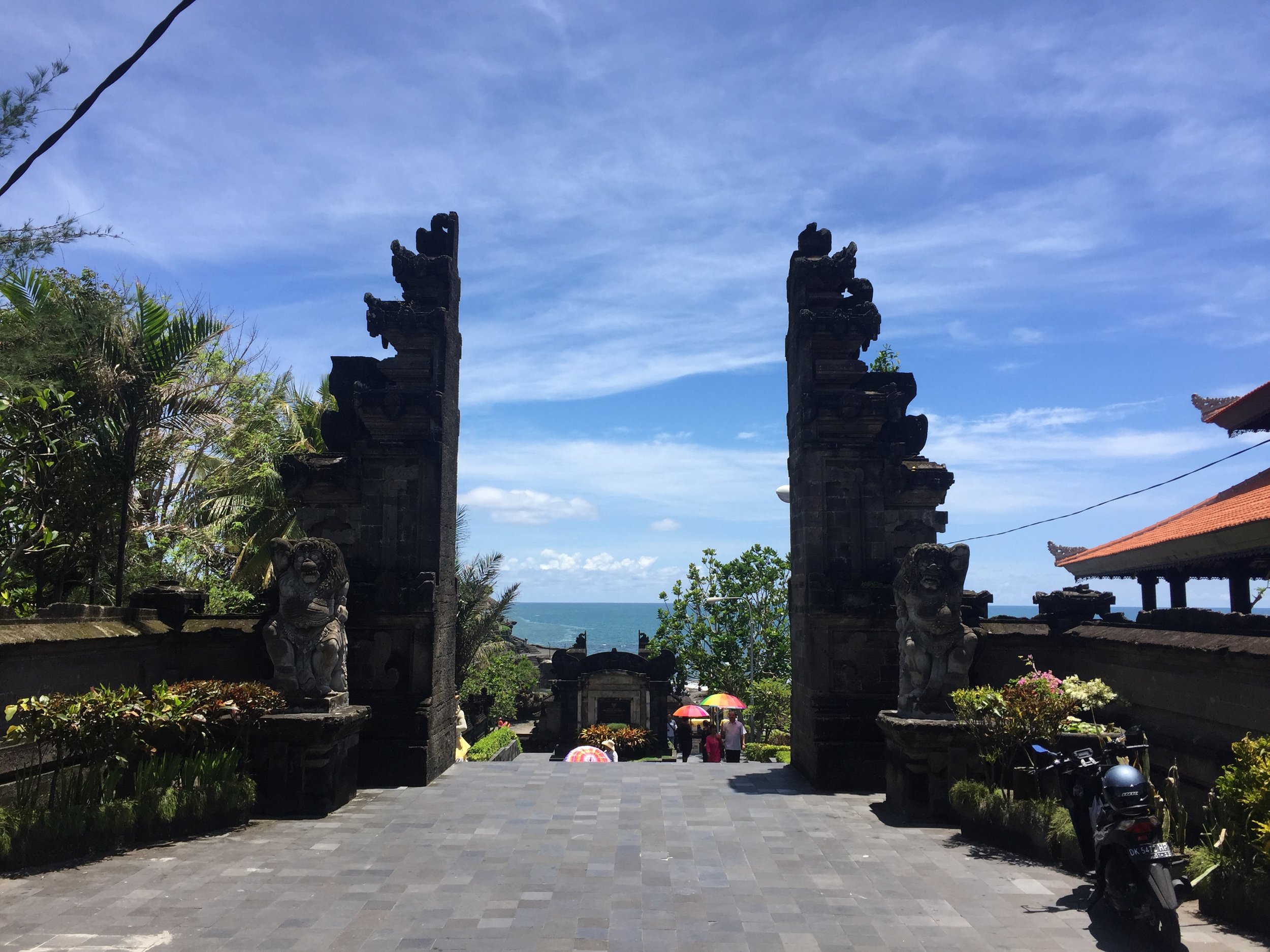 The Tanah Lot water temple by Uluwatu.