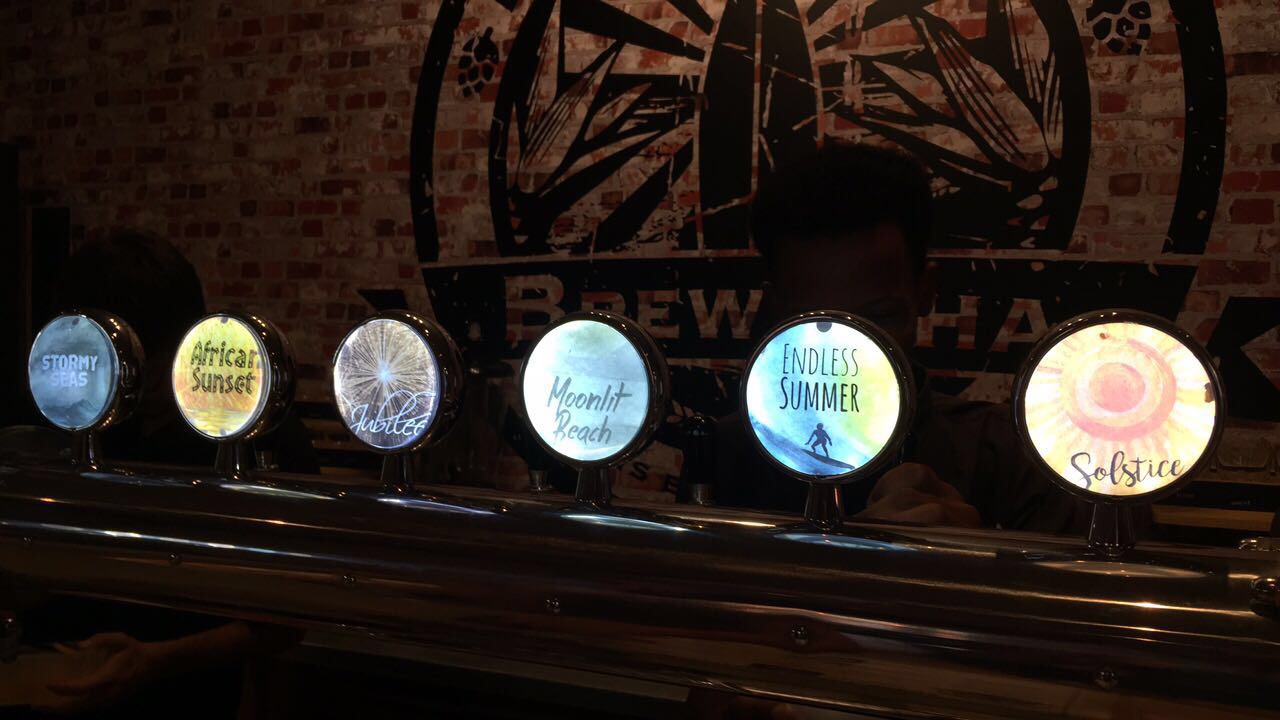 Beer tasting in Jeffreys Bay.