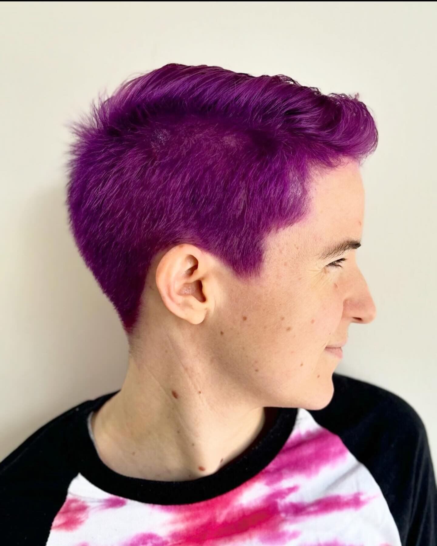 Purps by @hairbykaileyy 
.
First time ever coloring their hair and purple is so their color
#dangerjones #dangerjonesmasquerade #purplehair #ithacany #cortlandny #tompkinscounty #ithacastylist