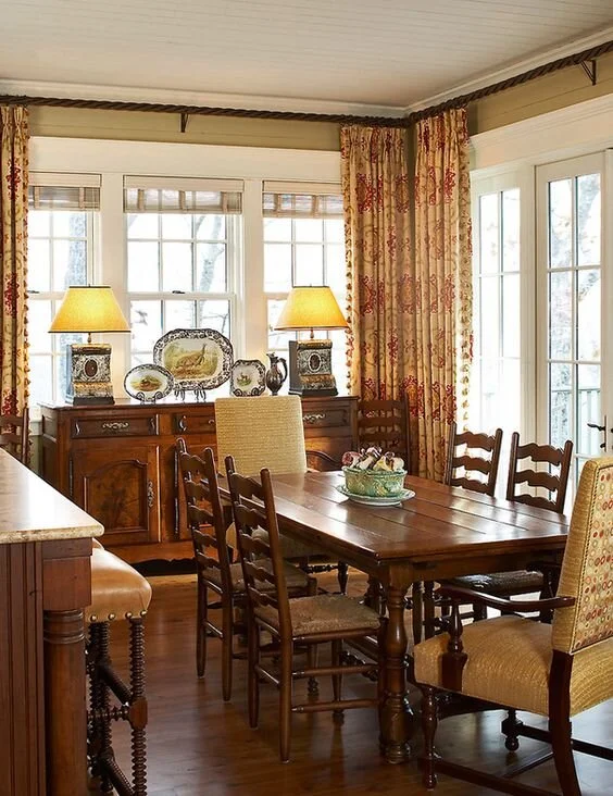 Designing Dining Rooms Using a Holistic Approach