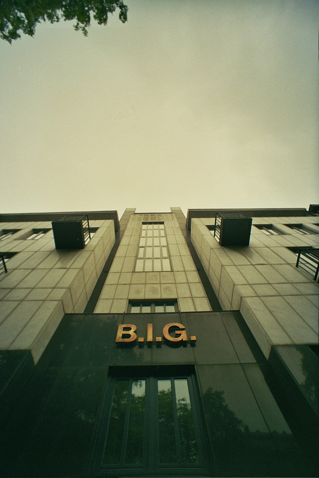B.I.G.