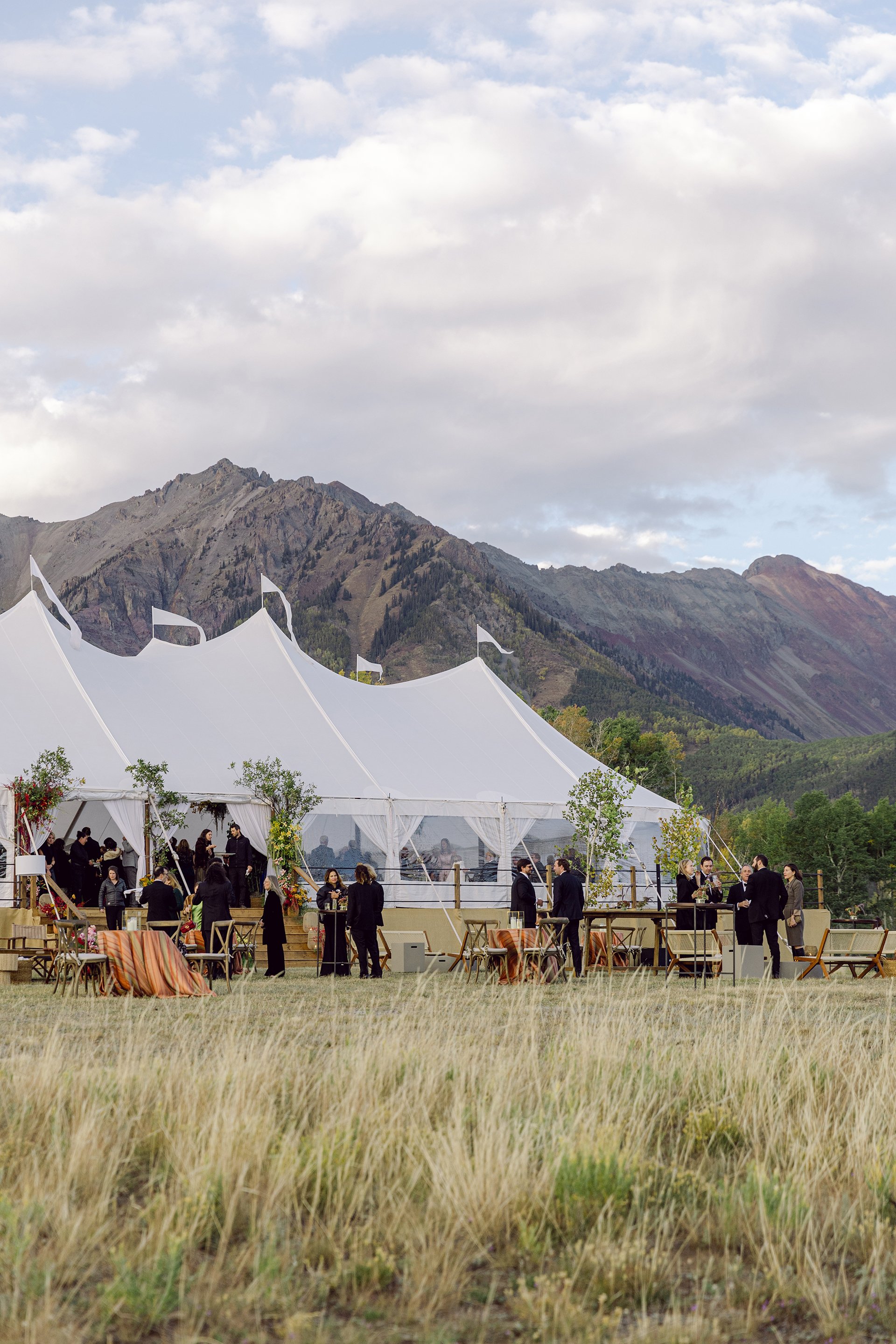 AbieLivesayPhotography-TellurideWeddingPhotographer-SoireeTelluride-TellurideGoldenLedge-MaggieTucker-1443.jpg