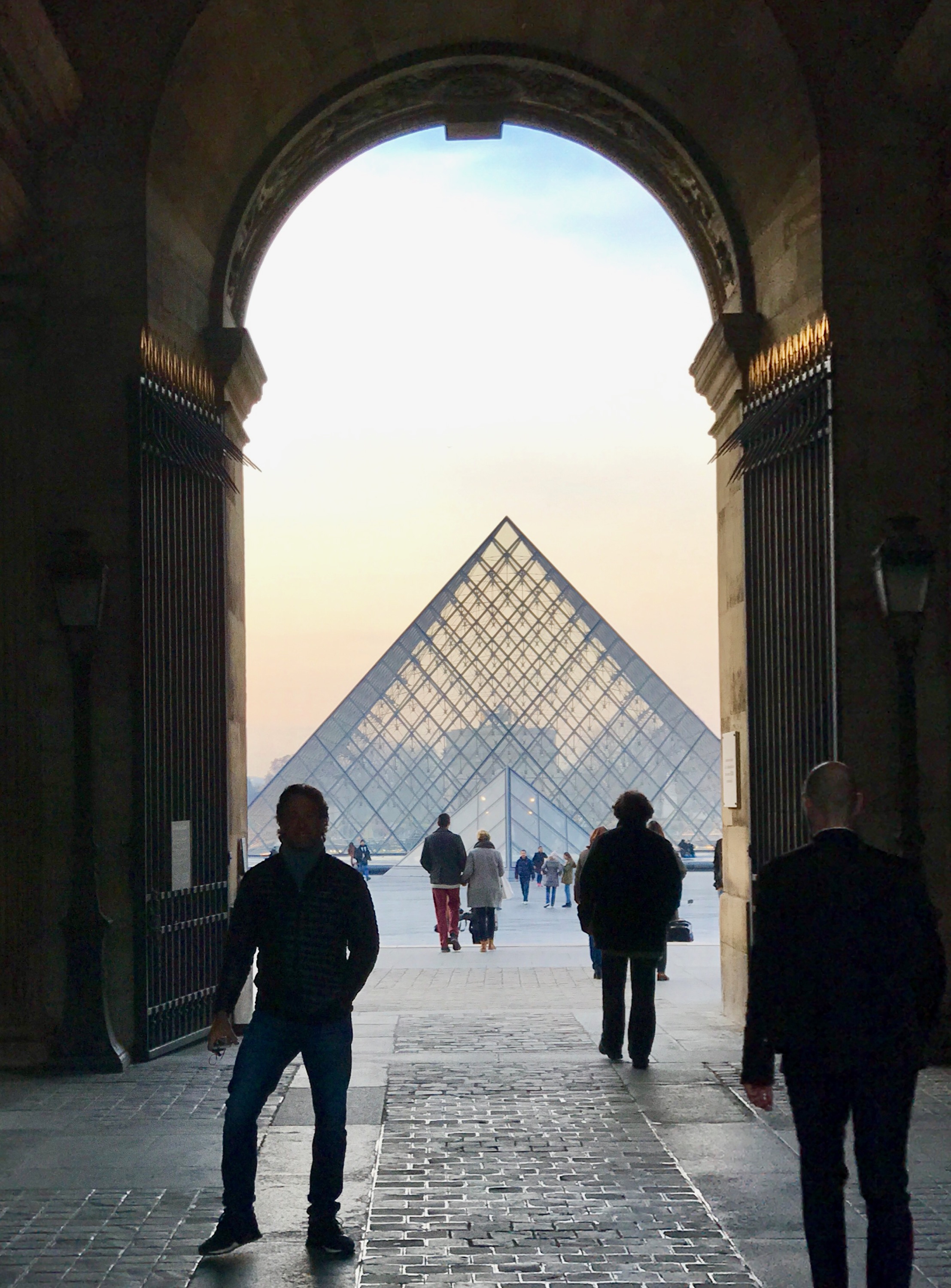 La Pyramide de Pei au Musée du Louvres