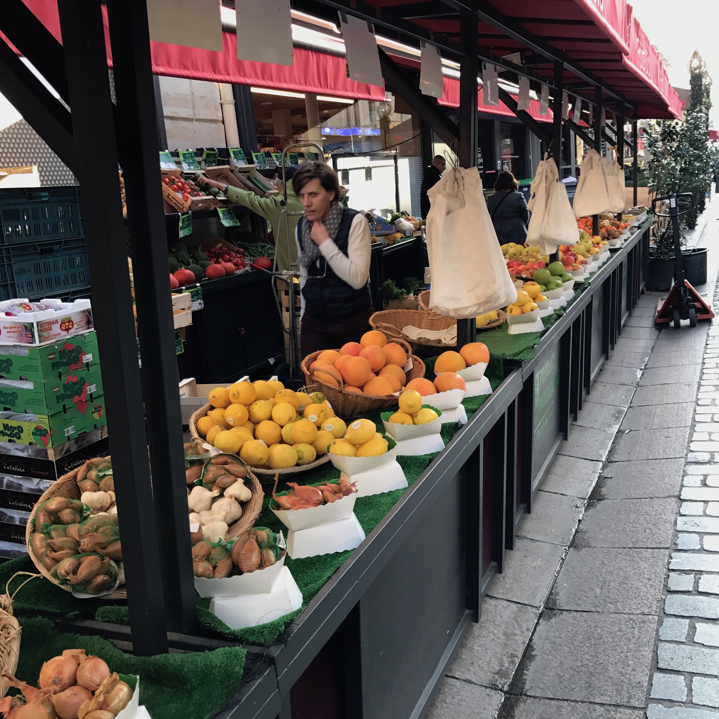 Street market in Paris rue Clerc