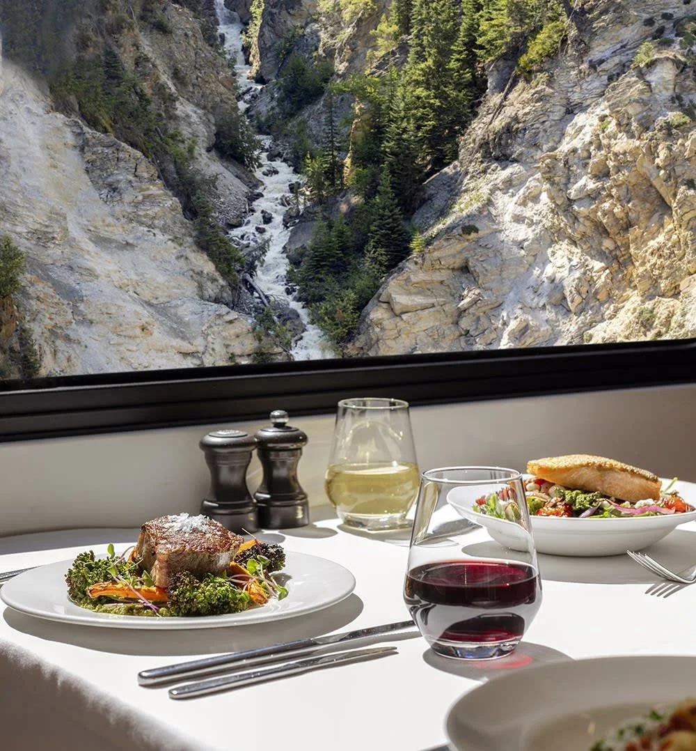 A journey onboard Rocky Mountaineer is more than just a feast for the eyes - it&rsquo;s a feast for the senses. 🍽️ Savour regionally-inspired gourmet meals prepared with local ingredients from the comfort of a full-service dining coach as sprawling 