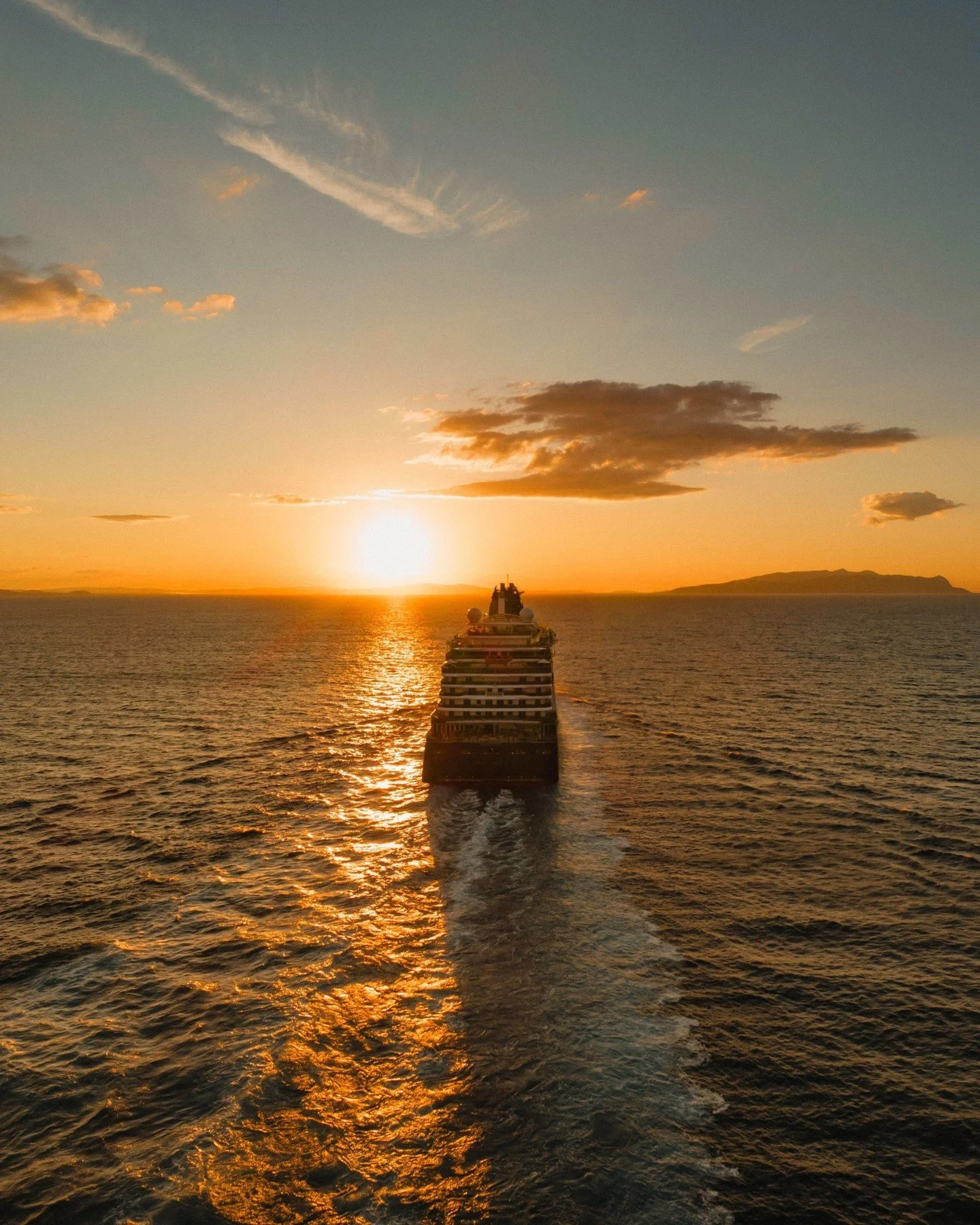 Thinking about a future World Cruise? The new Endless Worlds itinerary from Explora Journeys invites you to experience India, Sri Lanka, Southeast Asia, the seas of Oceania and beyond in 2029. 

Contact me to stay informed as details unfold.
#Explora