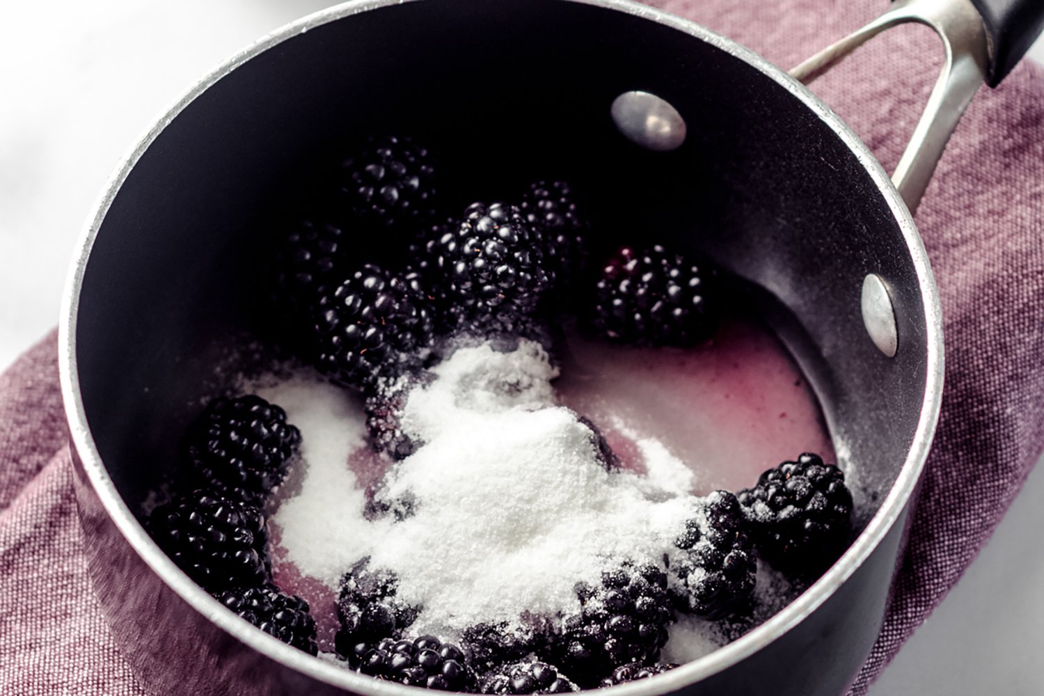 blackberry pound cake-26.jpg