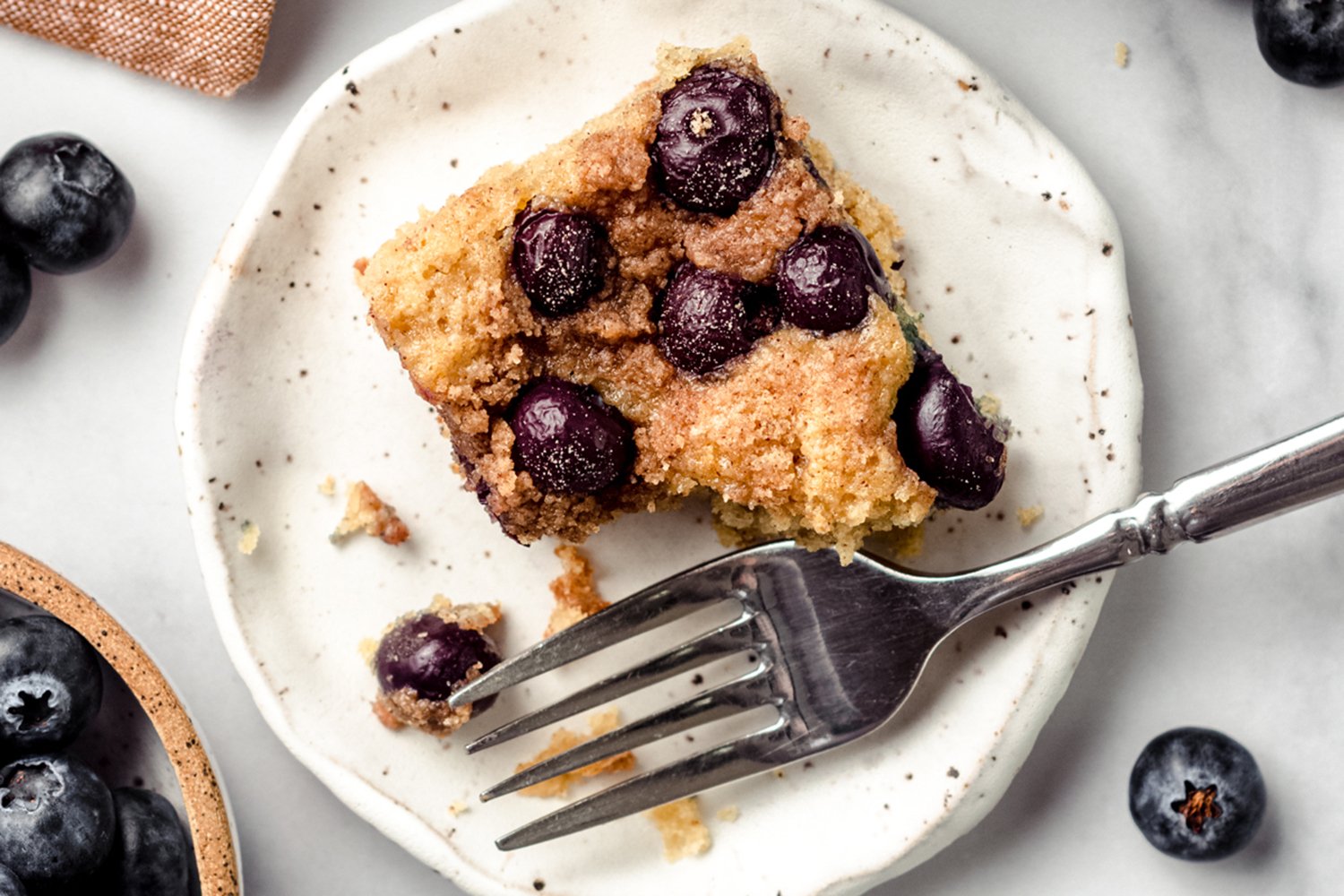 blueberry coffee cake-02.jpg