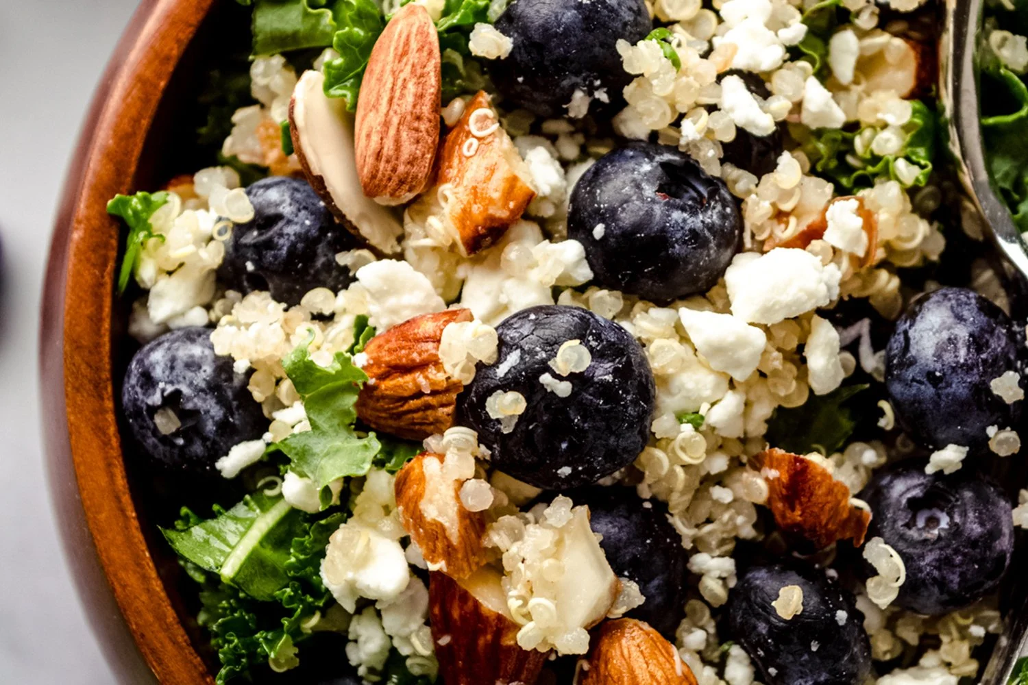 blueberry quinoa salad-03.jpg