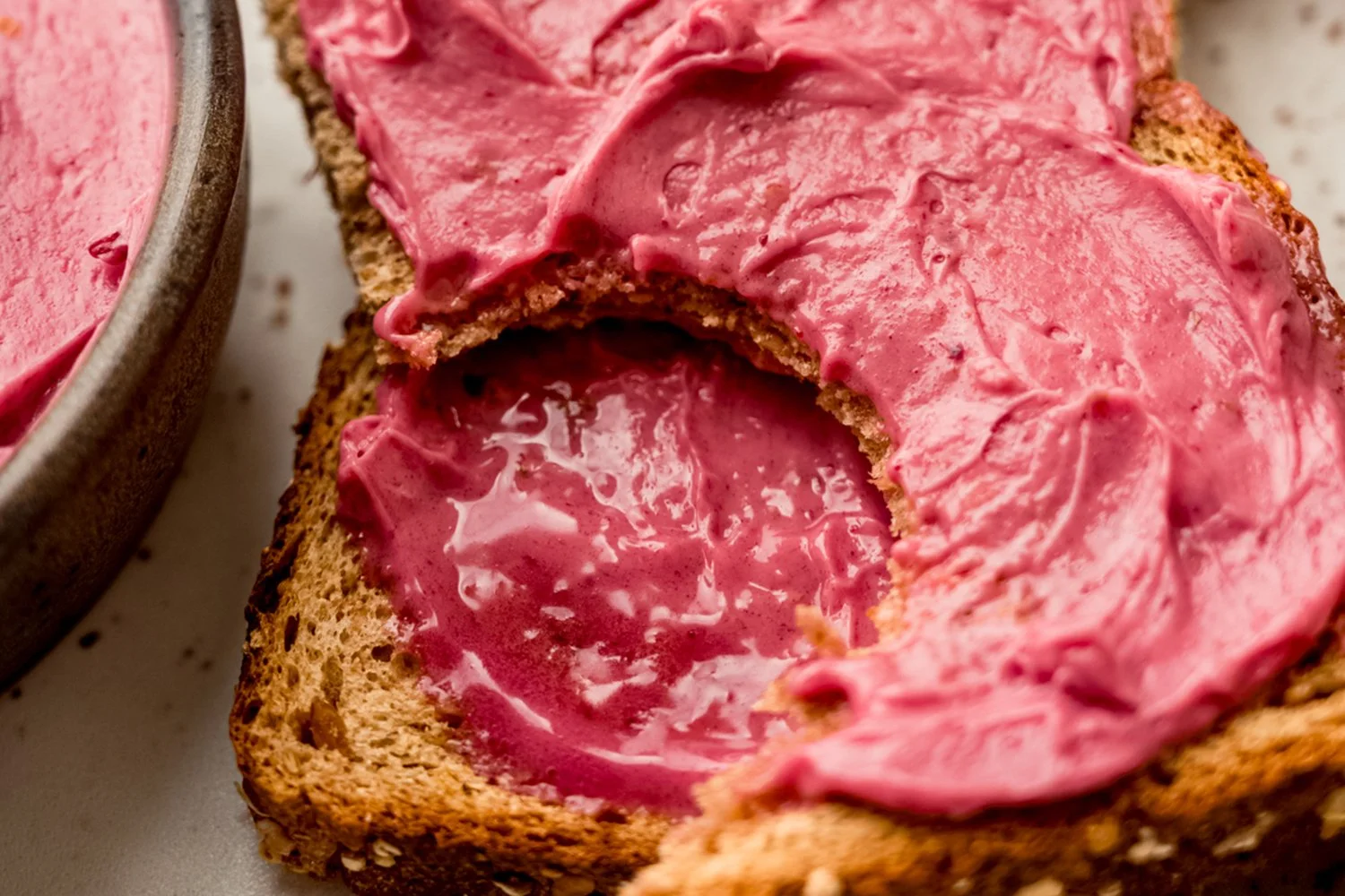 blackberry butter-01.jpg