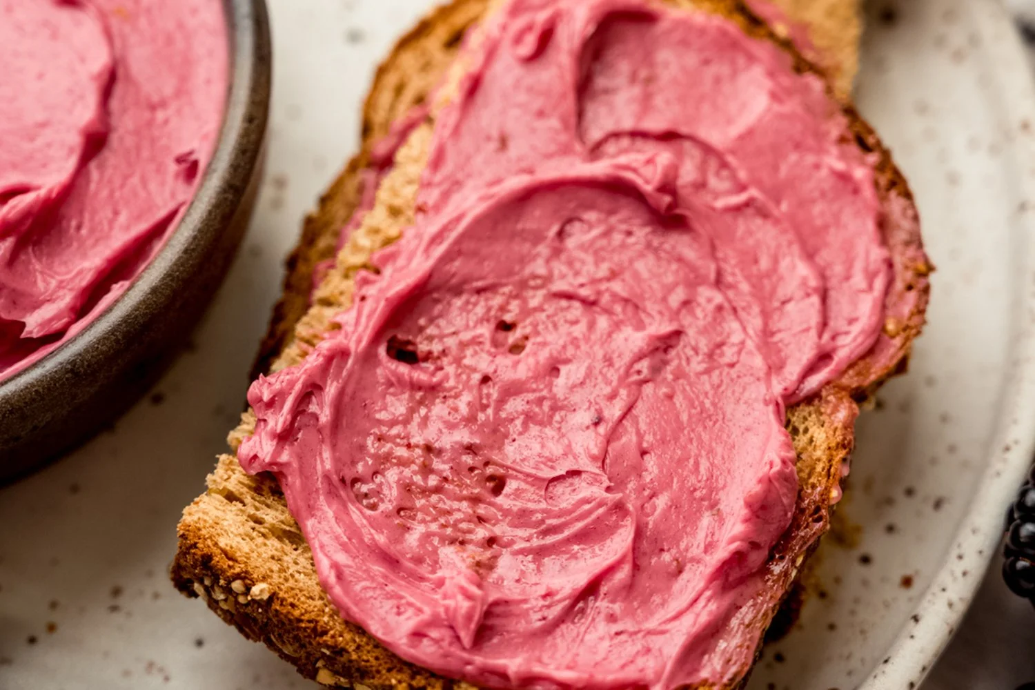 blackberry butter-04.jpg