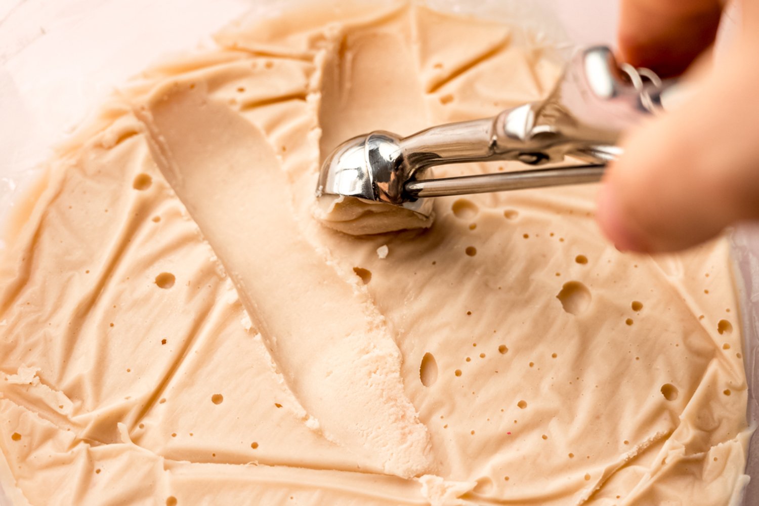 strawberry truffles-13.jpg