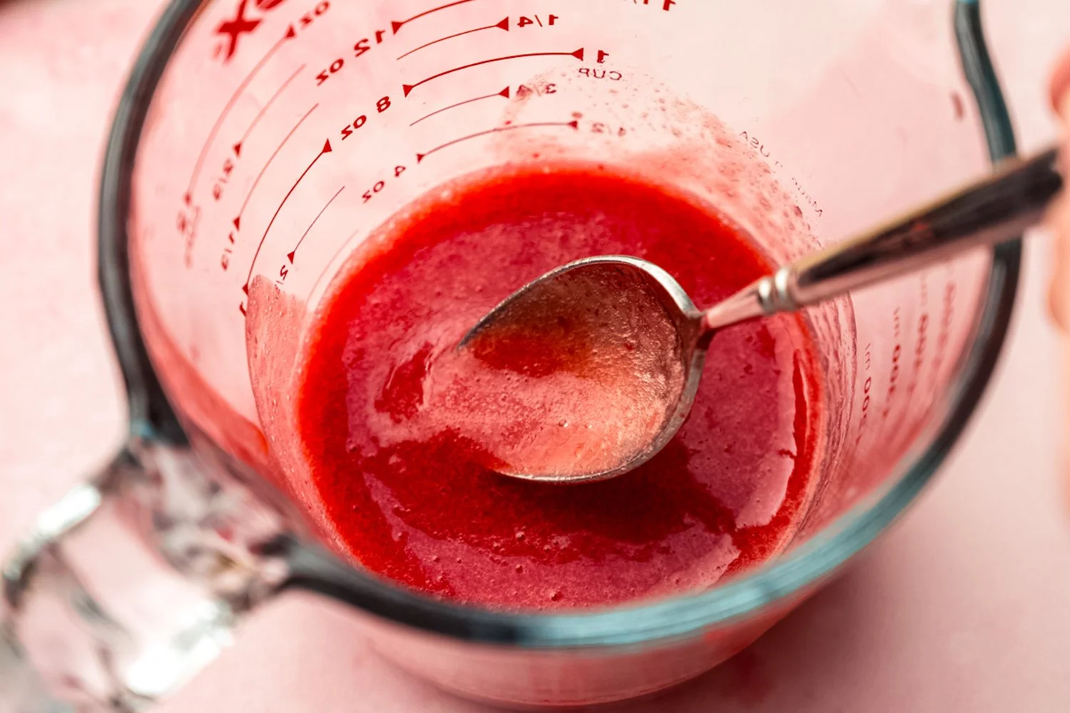 strawberry truffles-24.jpg