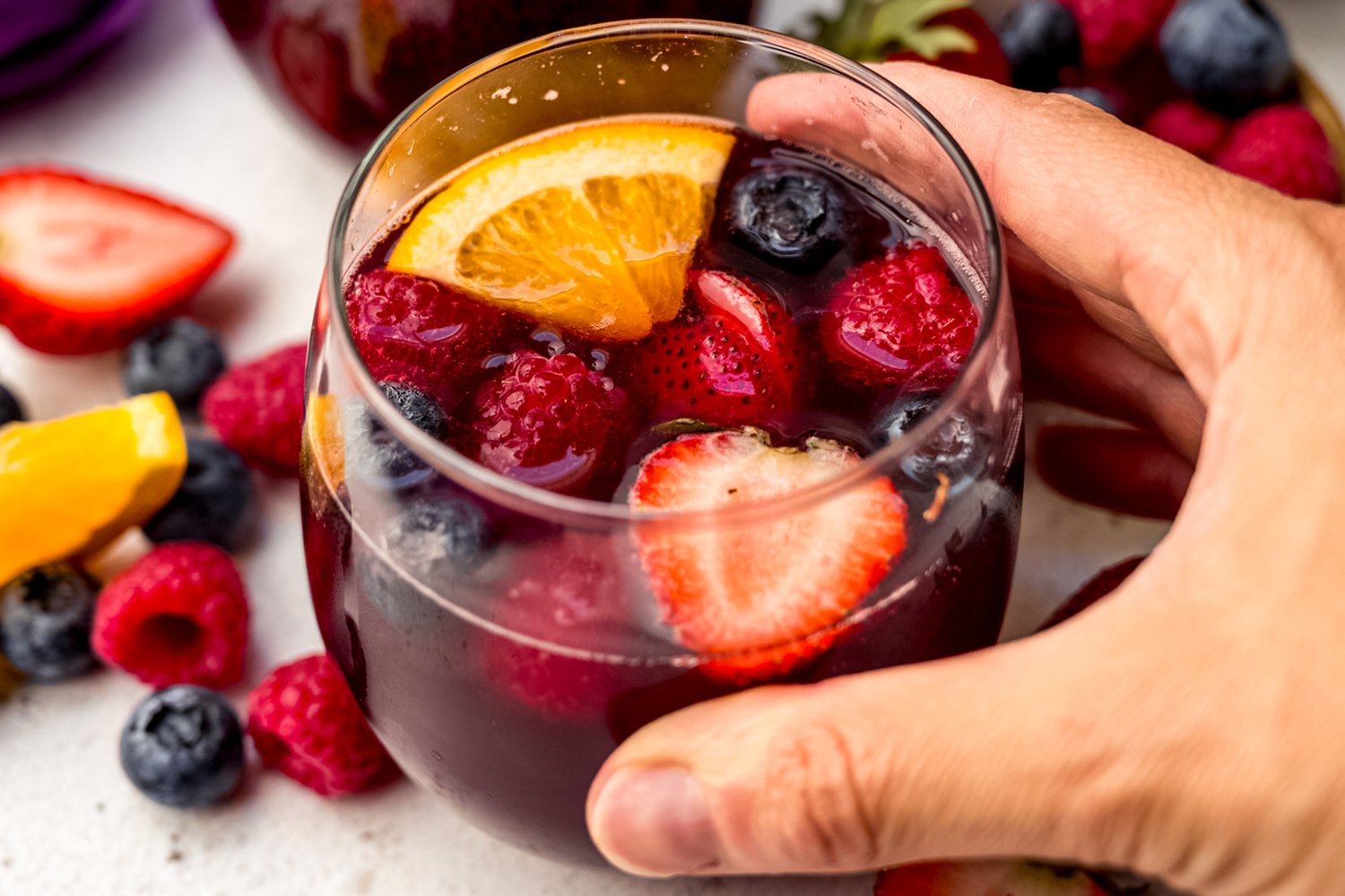 berry sangria-1.jpg