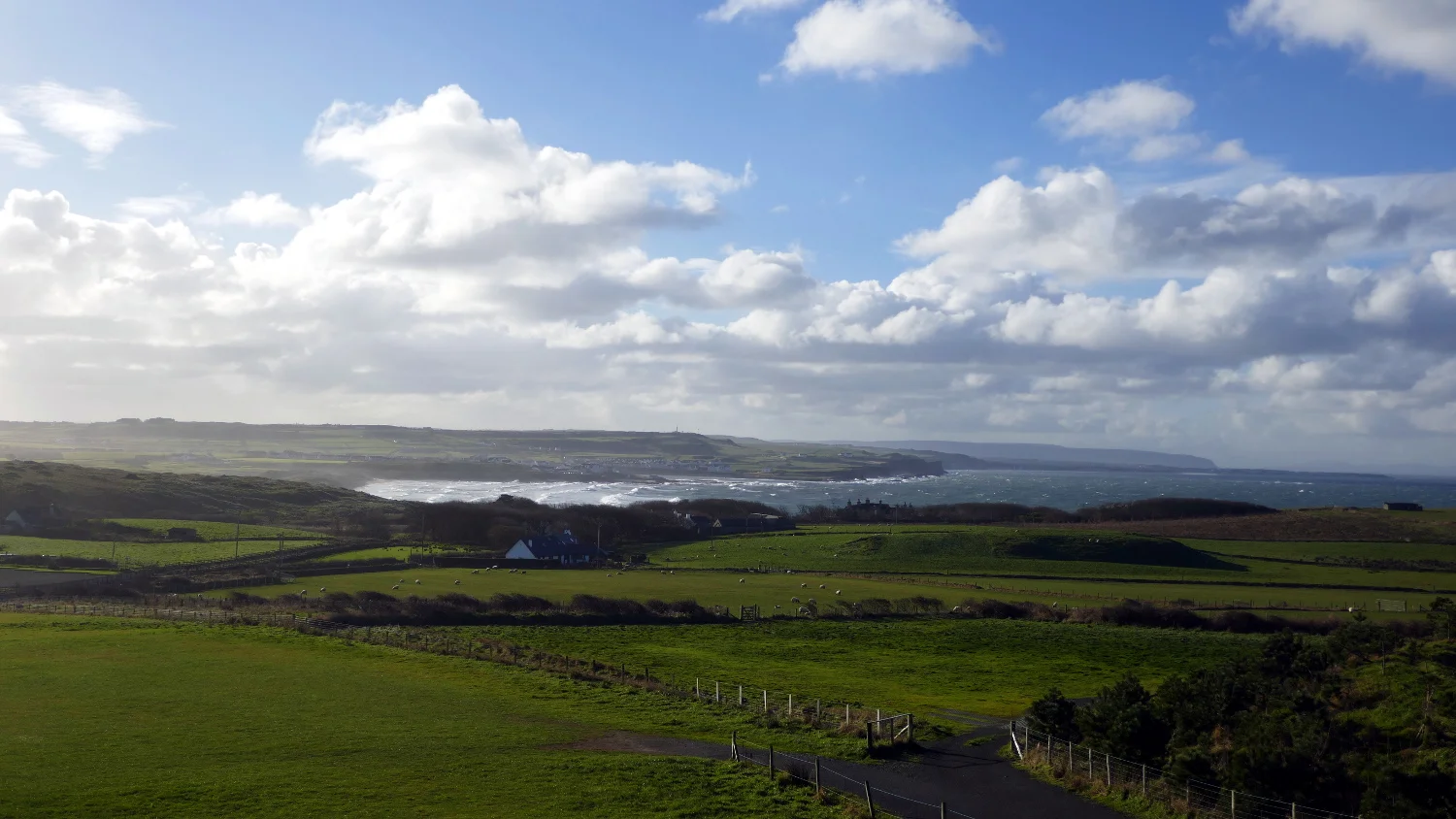 Visitor Center View Point, Giant's Causeway, Antrim Coast, United Kingdom