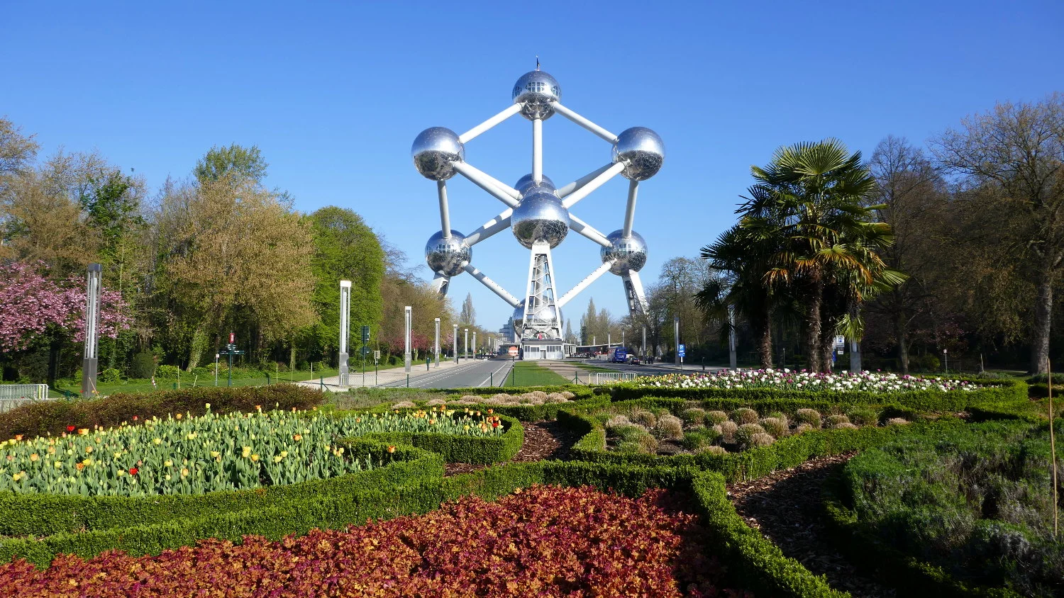  Atomium, Brussels, Belgium