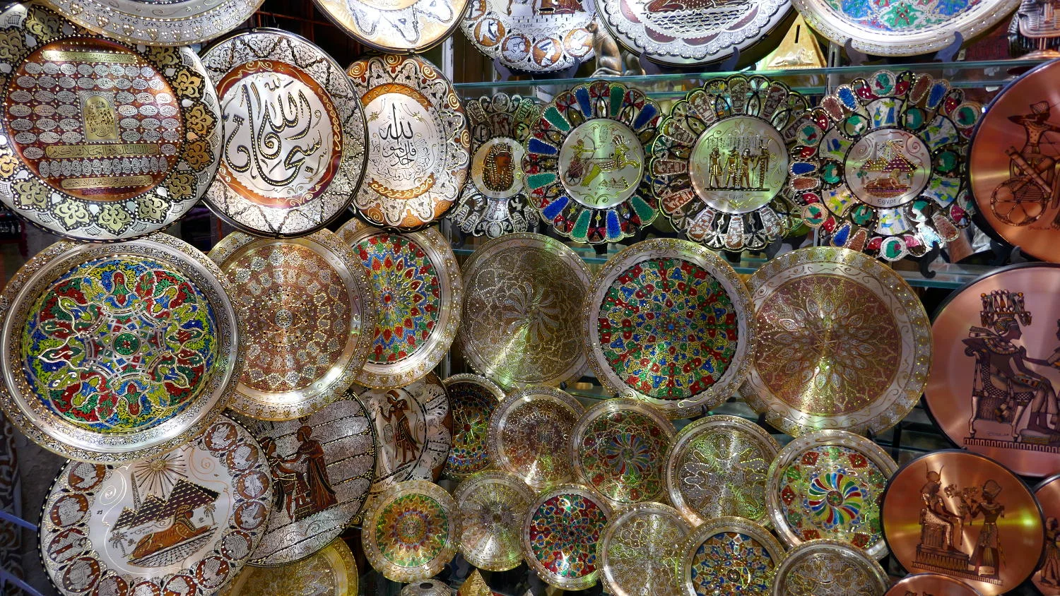 Decorative Plates, Khan el-Khalili Bazaar, Cairo, Egypt