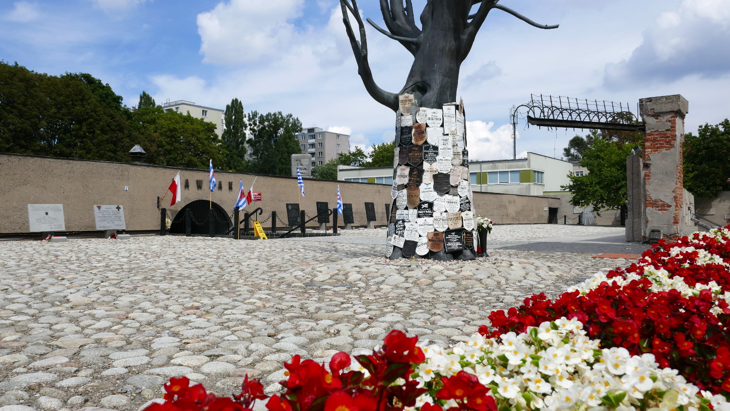 Tree Sculpture, Pawiak Prison, Warsaw, Poland