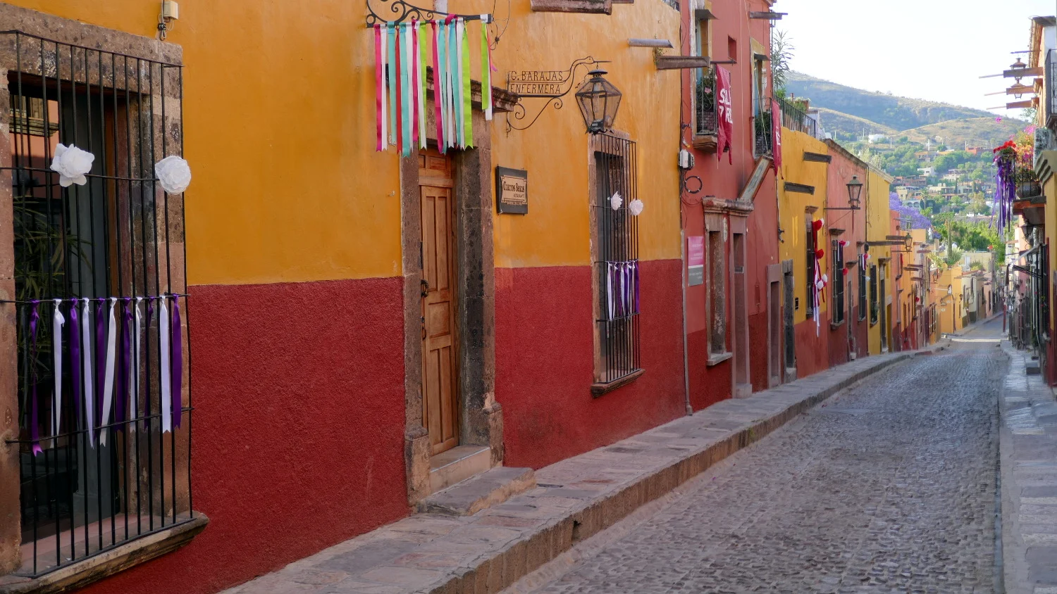 Colonial Architecture and Cobblestone, Calle Diez de Sollano y Dávalos, San Miguel de Allende, Guanajuato, Mexico