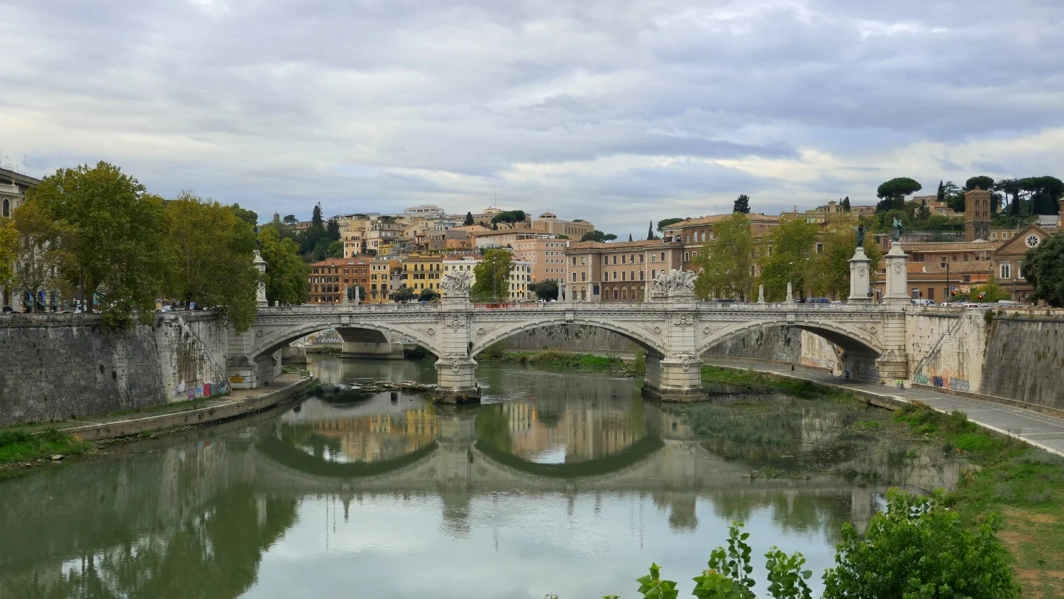 Ponte Vittorio Emanuele II and the River Tiber, Rome, Italy