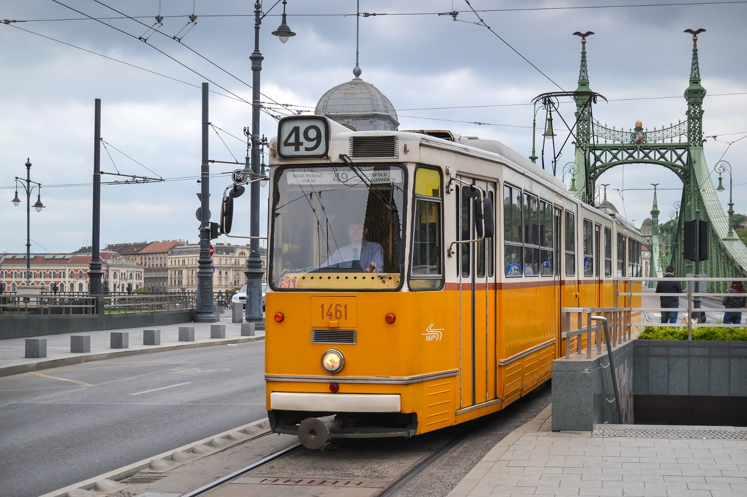 screw_the_average_budapest_hungary_public_transportation_tram.jpg