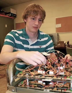 Spacecraft Swarm Research Earns Daniel Morgan NASA Fellowship