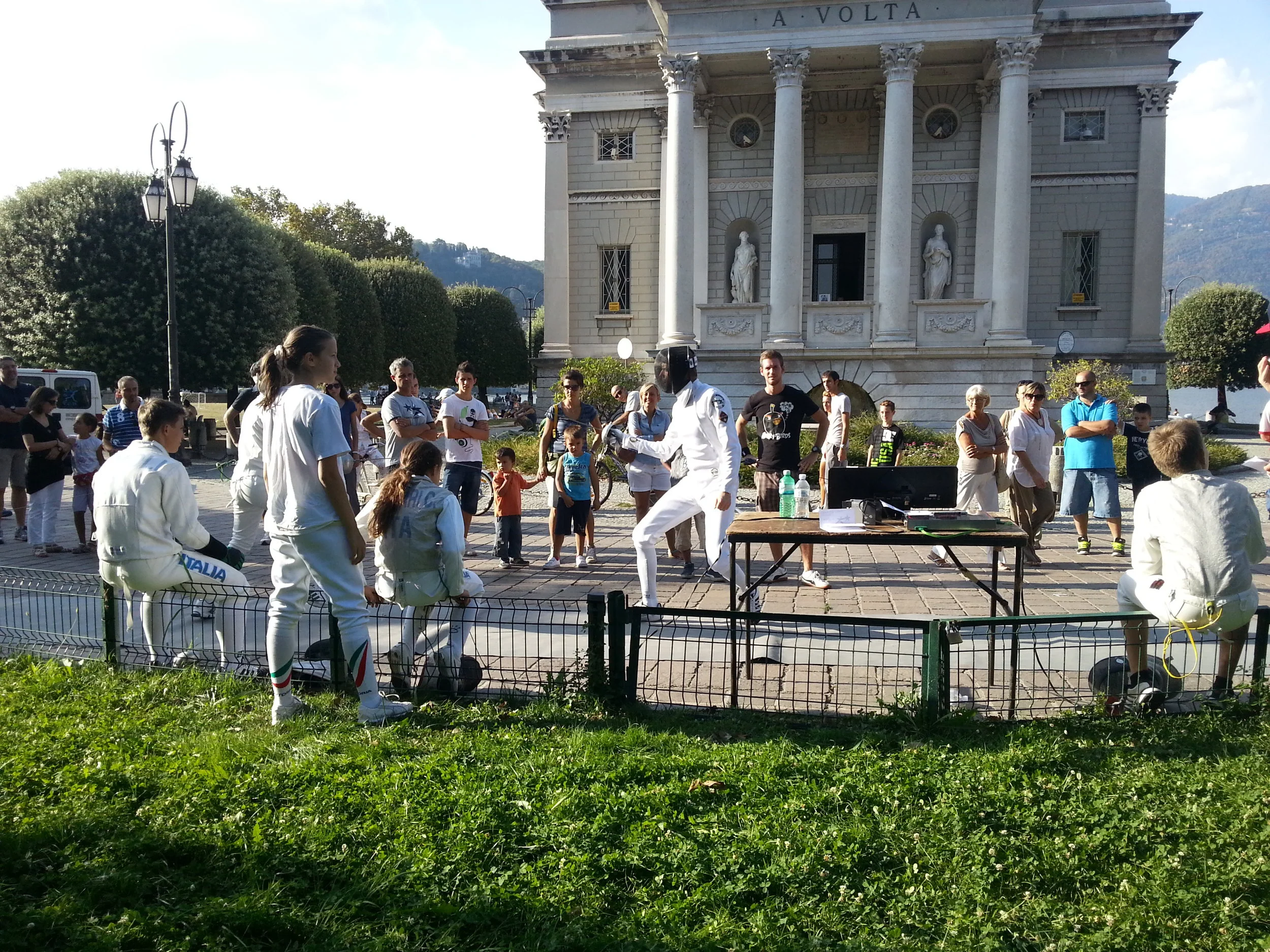 giornata-dello-sport-coni-como---open-day-comense-scherma_9733702627_o.jpg